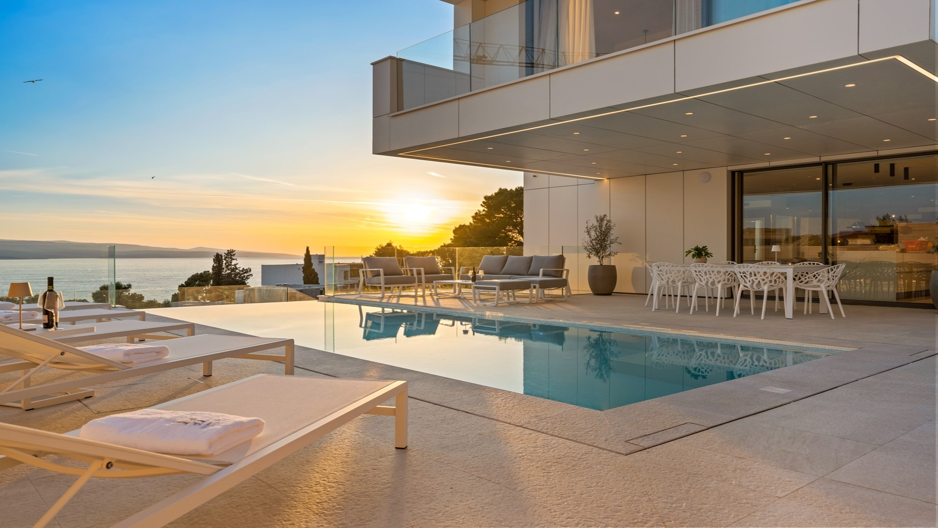 Moderne Villa mit Meerblick