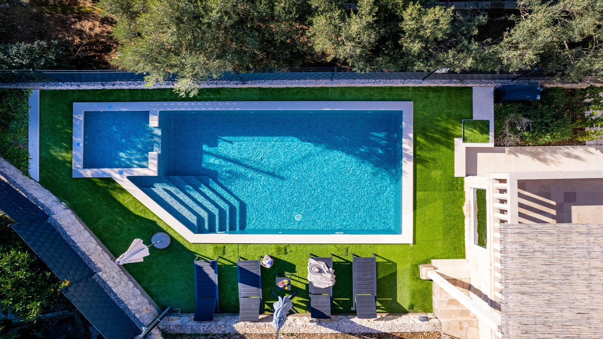 Villa mit beheiztem Pool, Sauna, Whirlpool