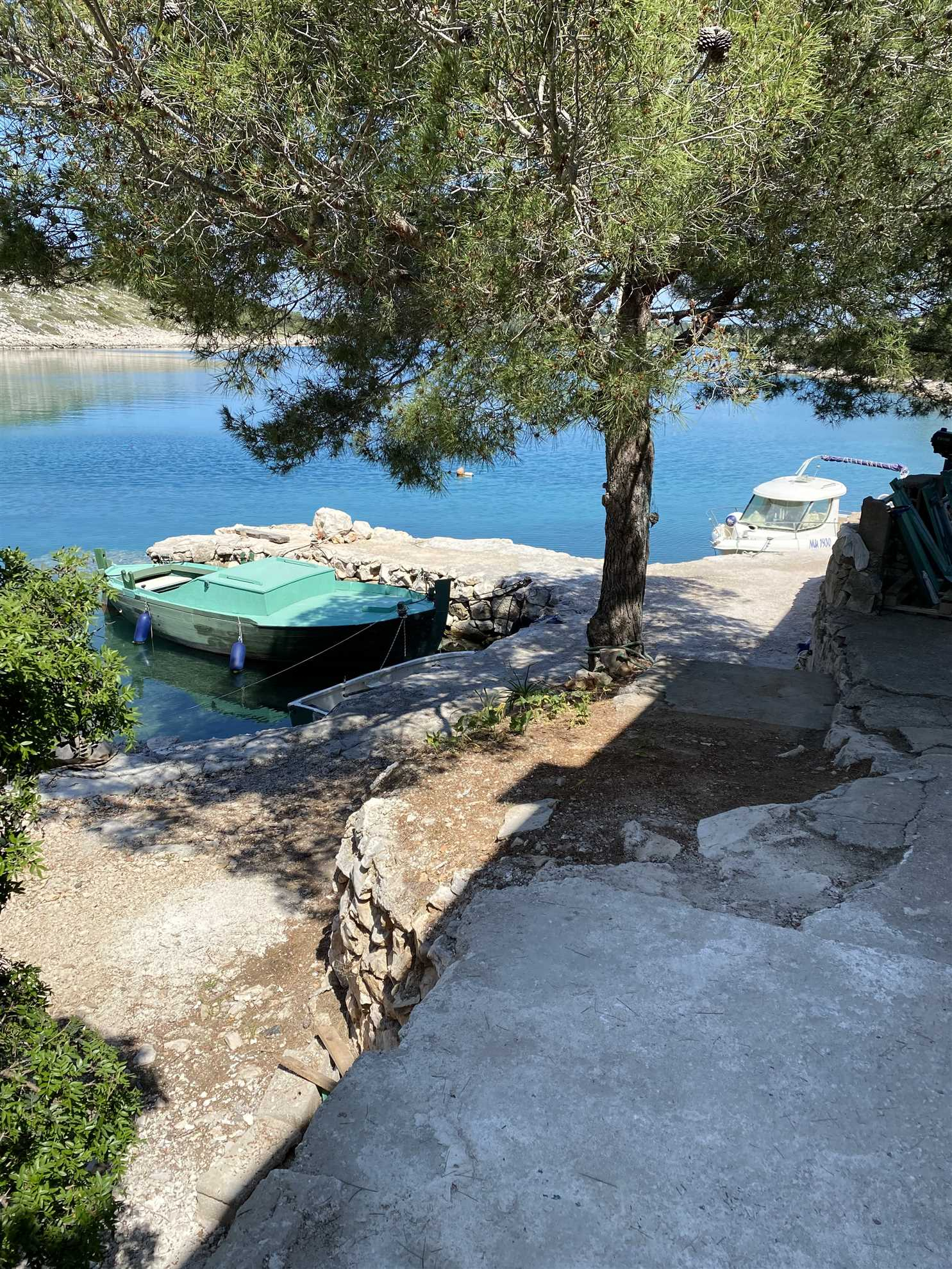 Ferienhaus in Žut mit Meerblick, Internet und Grill