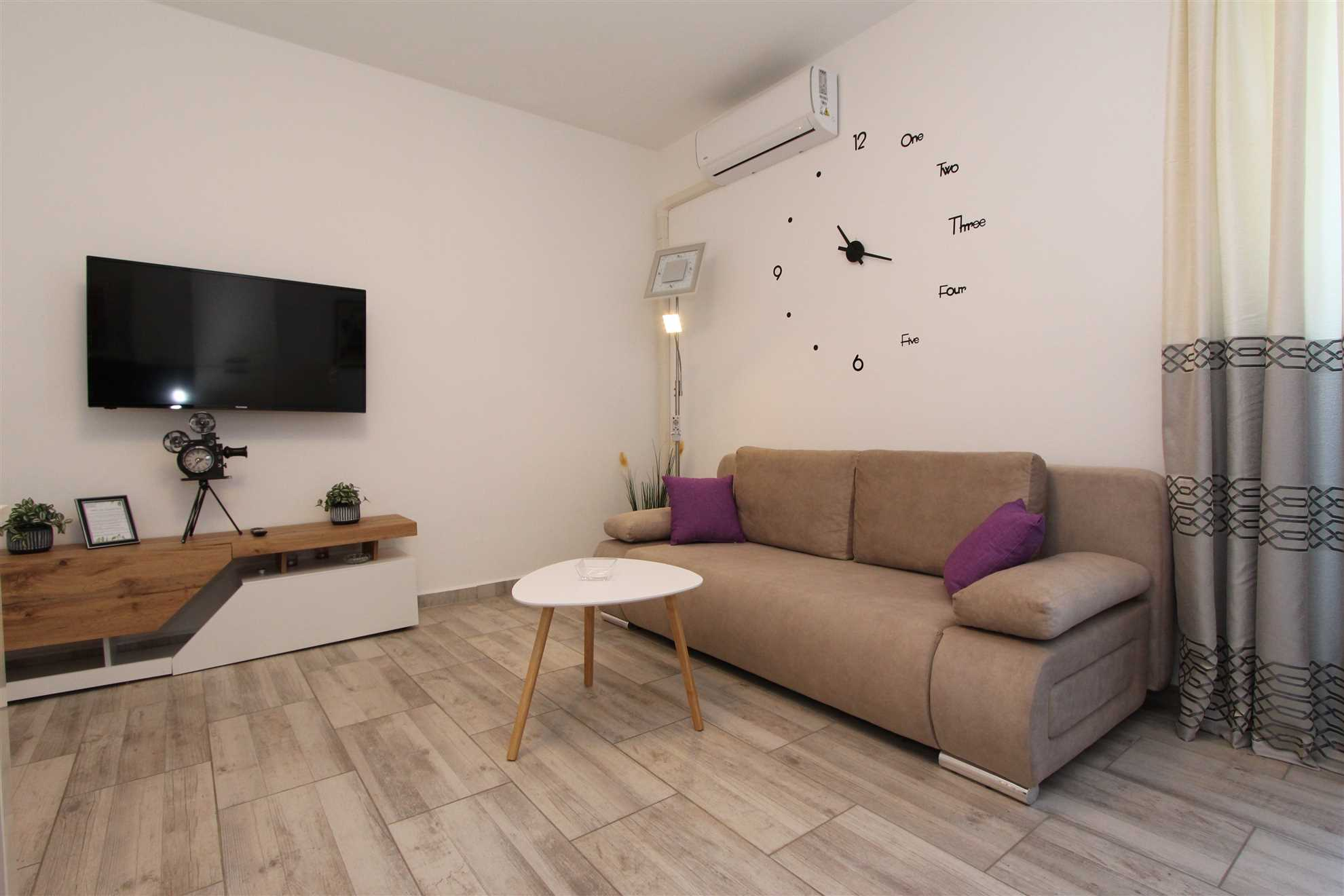 Wohnung in Banjole mit Klima, Sat-TV, Internet, Grill