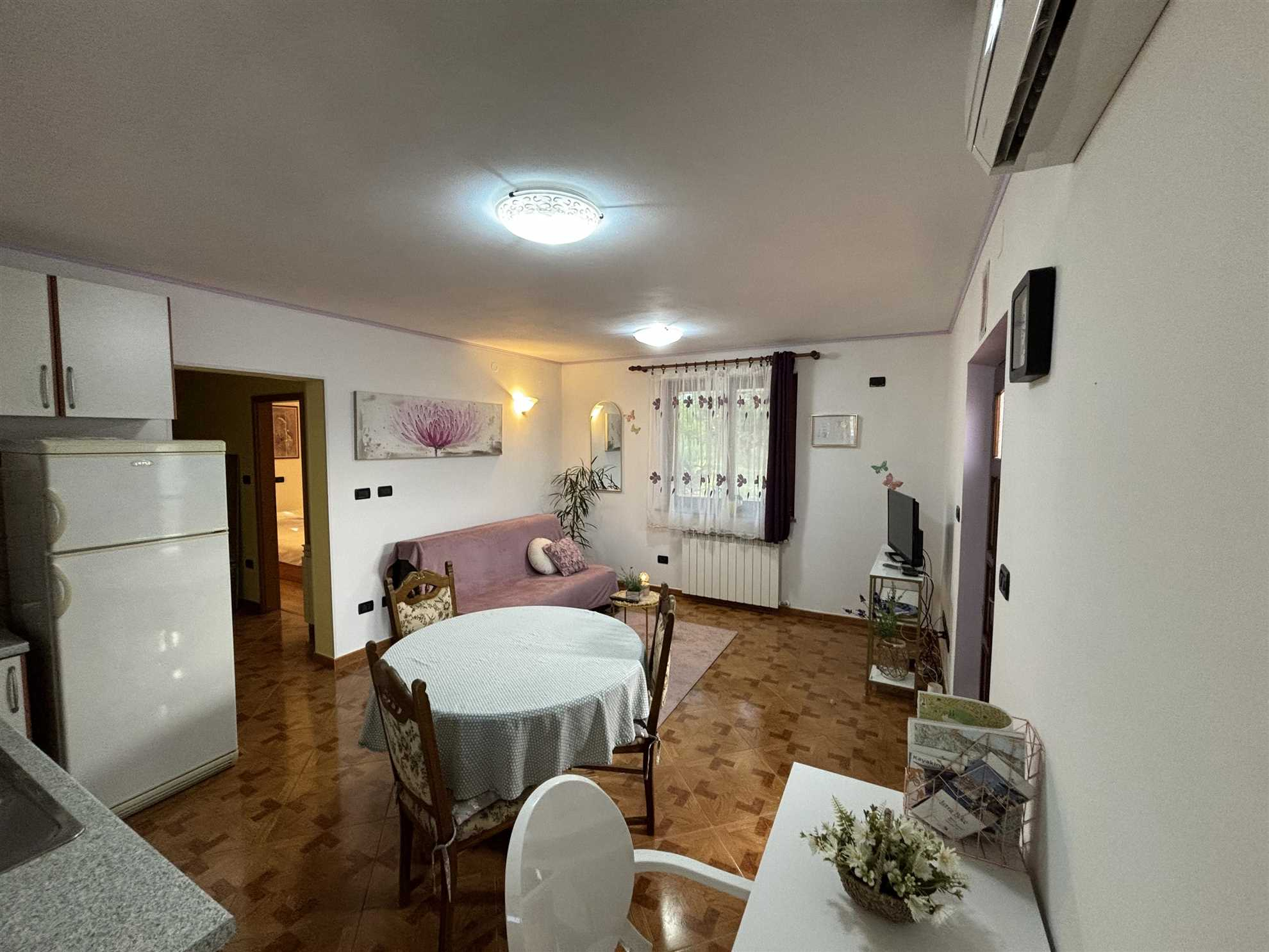 Wohnung in Rovinjsko Selo mit Klima, Sat-TV und Internet