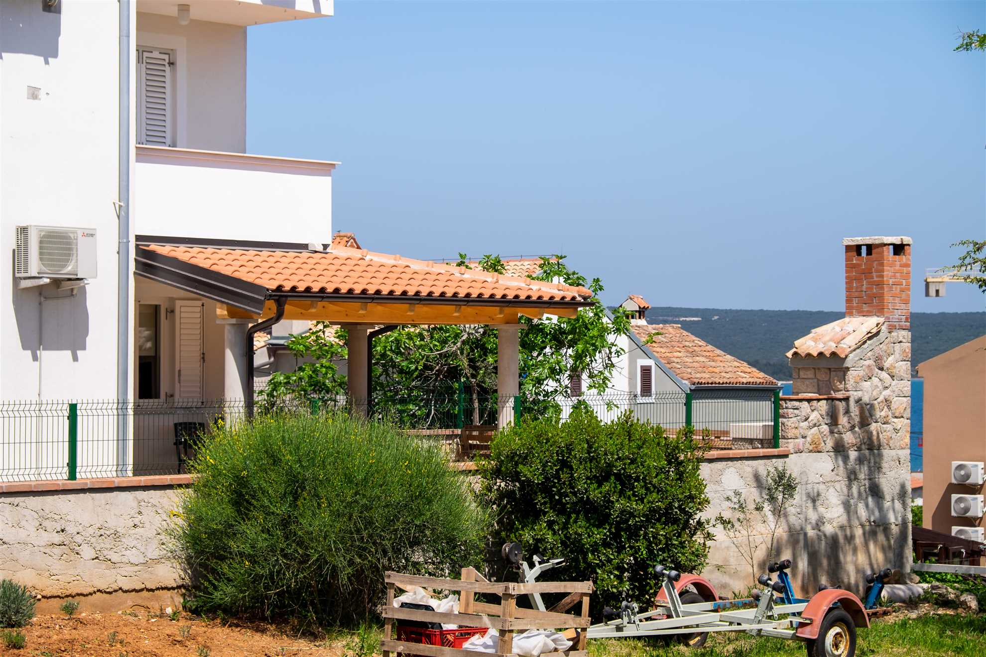 Wohnung in Nerezine mit Klima, Sat-TV, Meerblick, Internet und Garten