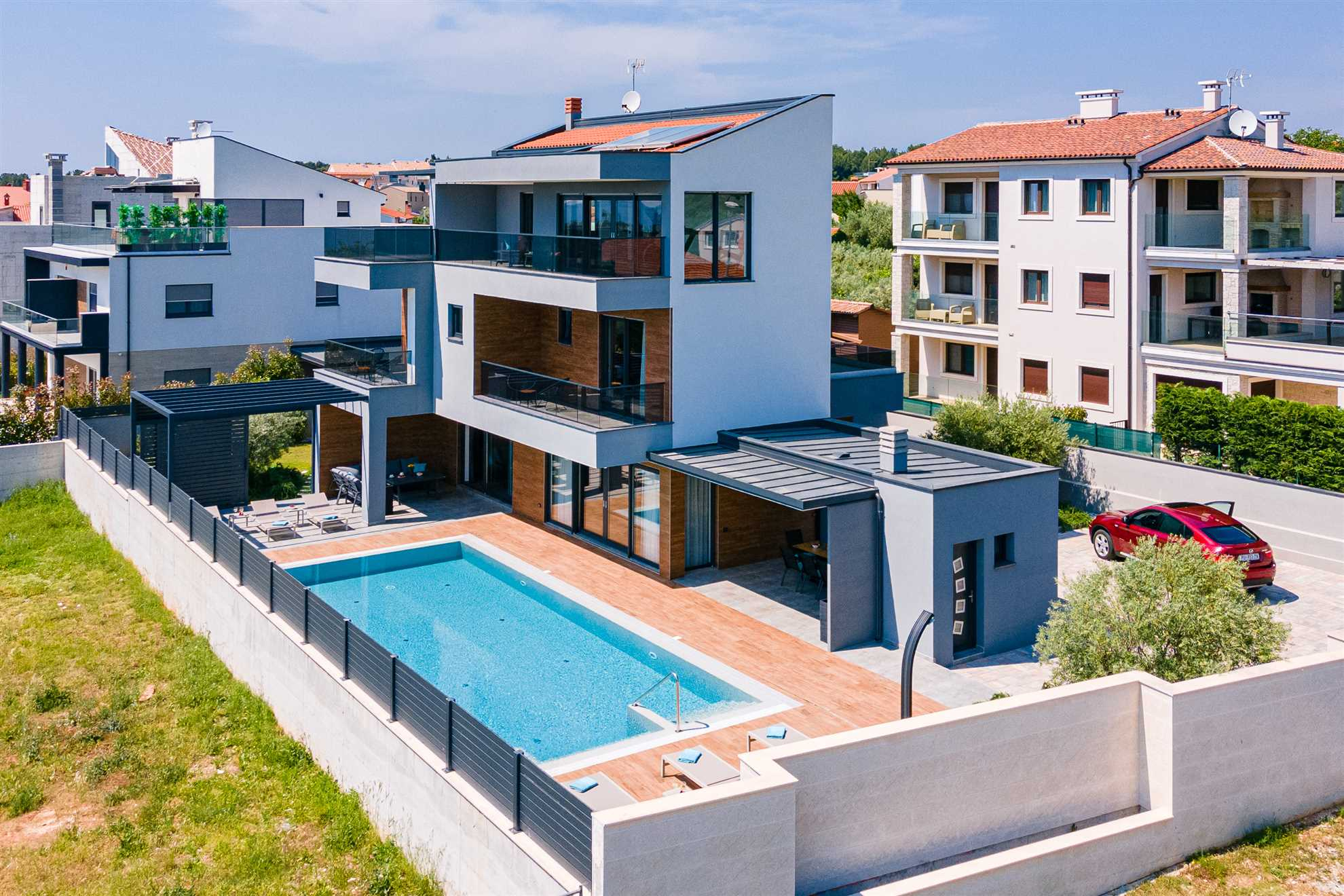 Villa mit Pool, Klima, Sat-TV, Meerblick, Internet, Grill