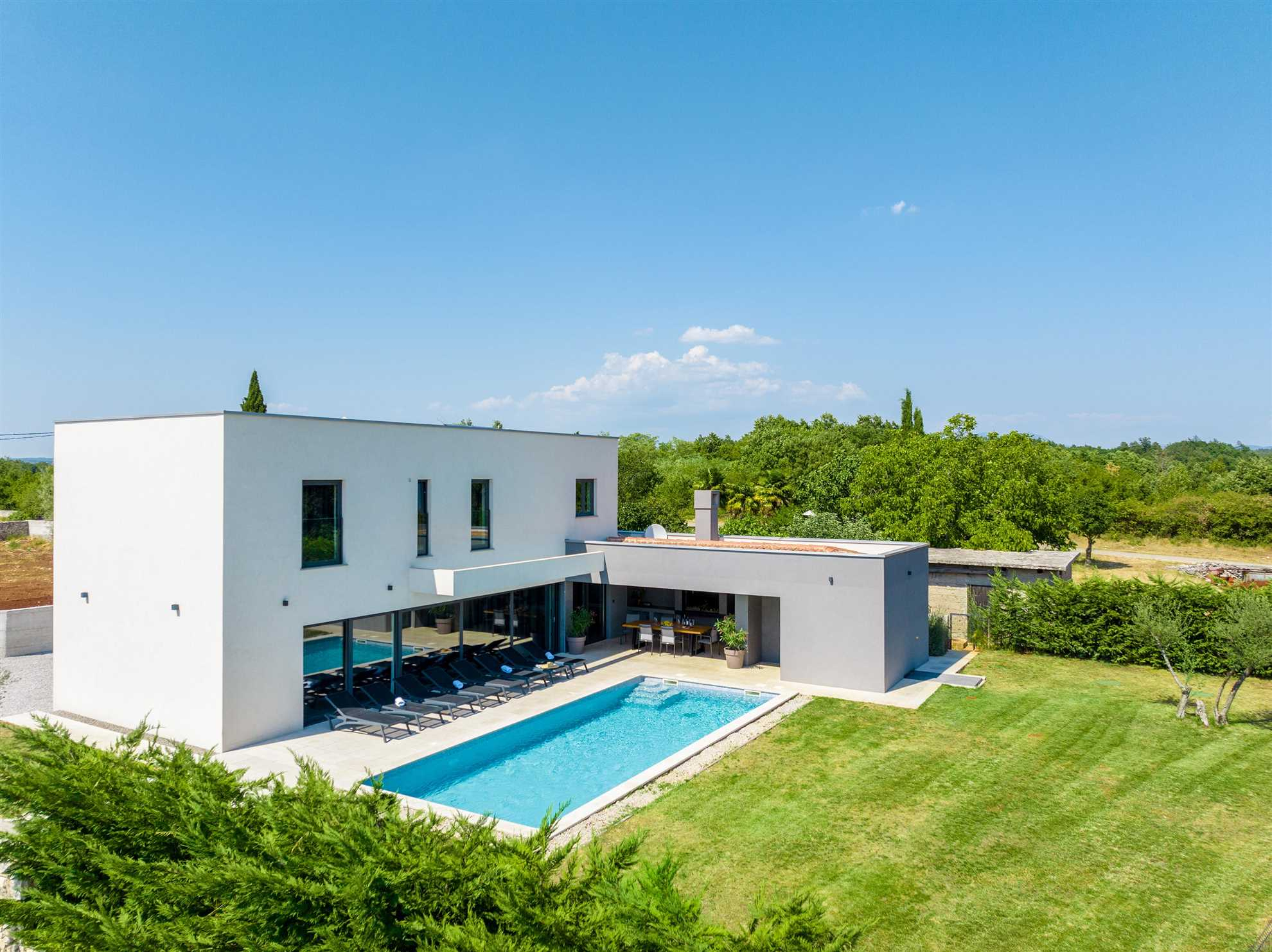 Ferienhaus in Marići mit Klima, Sat-TV, Internet, Grill und Garten