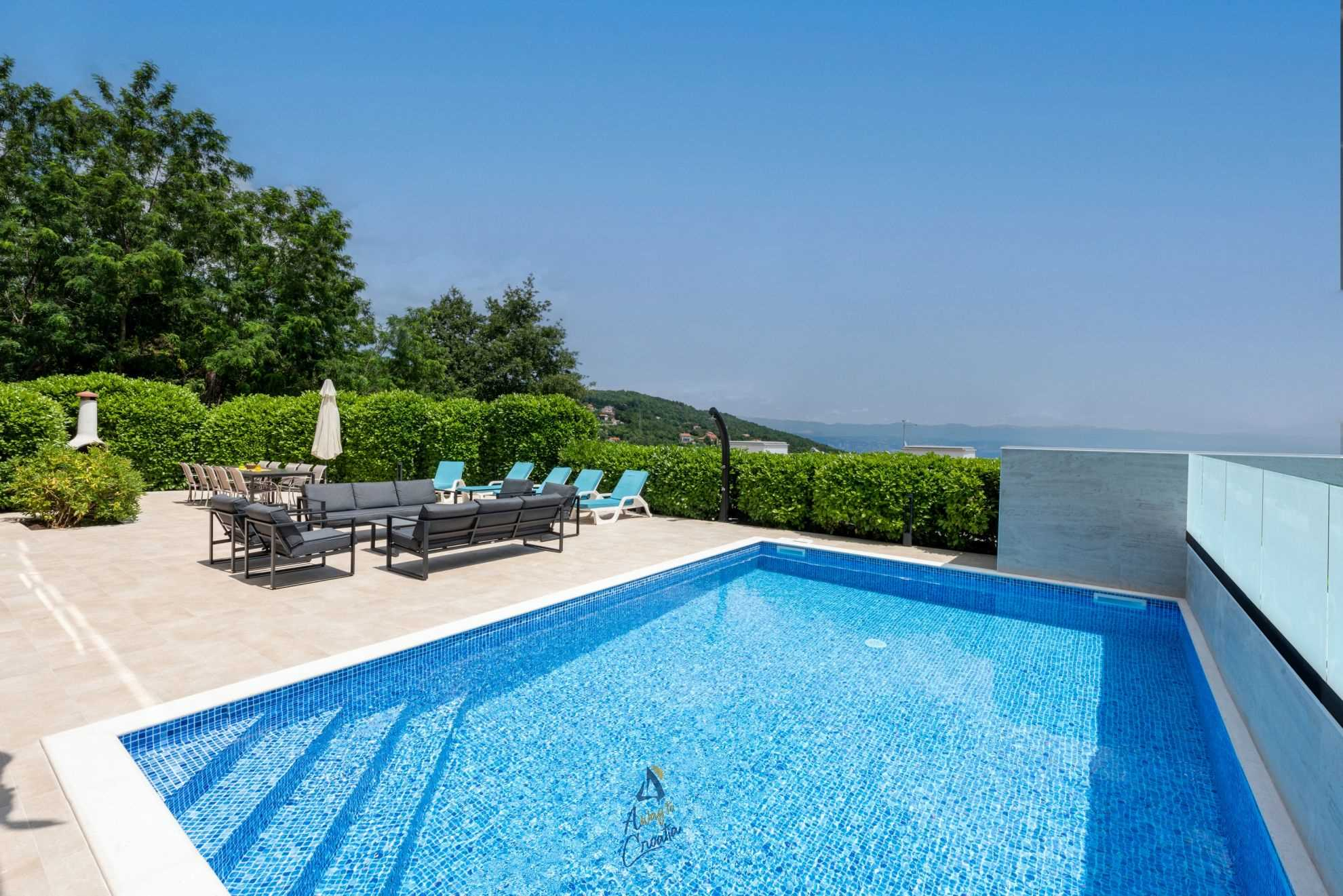 Villa mit Pool, Klima, Sat-TV, Meerblick, Internet, Grill