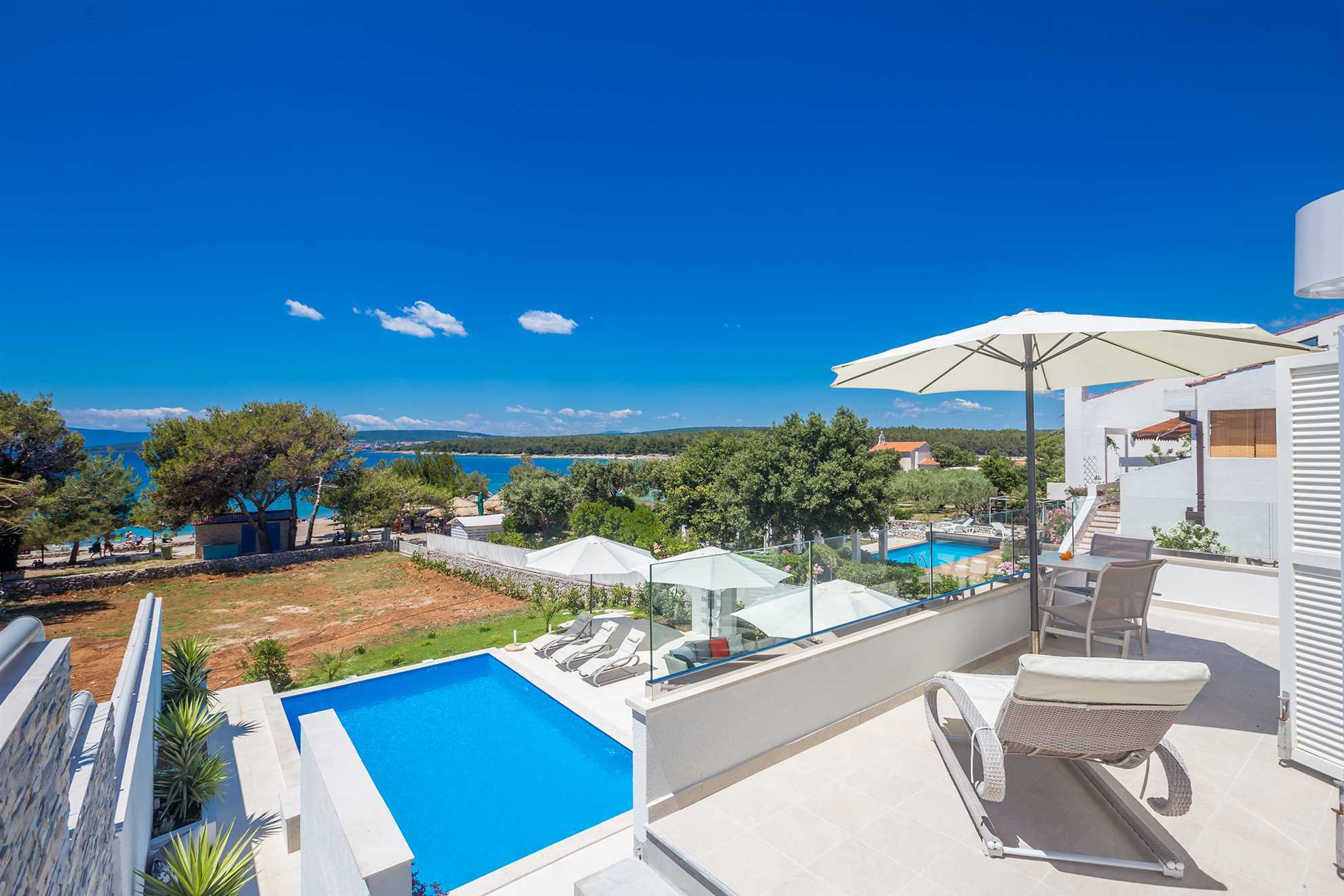 Villa mit Pool, Klima, Sat-TV, Meerblick, Internet, Grill