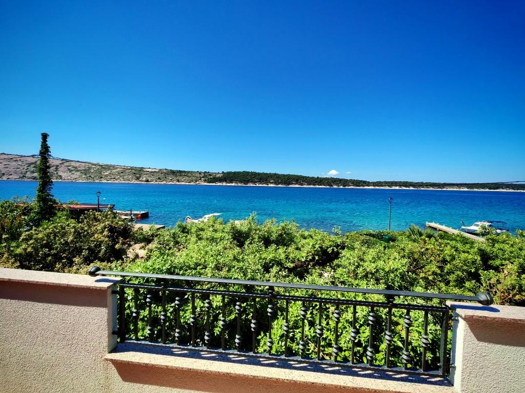 Apartment für 2-3 Personen, direkt am Meer mit herrlichen Meerblick