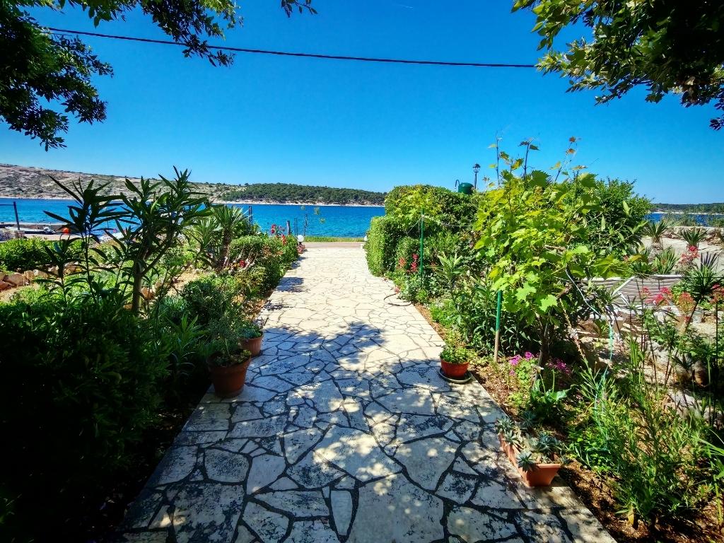 10 m zum Meer | FeWo mit Klima, Sat-Tv, WLAN & Meerblick
