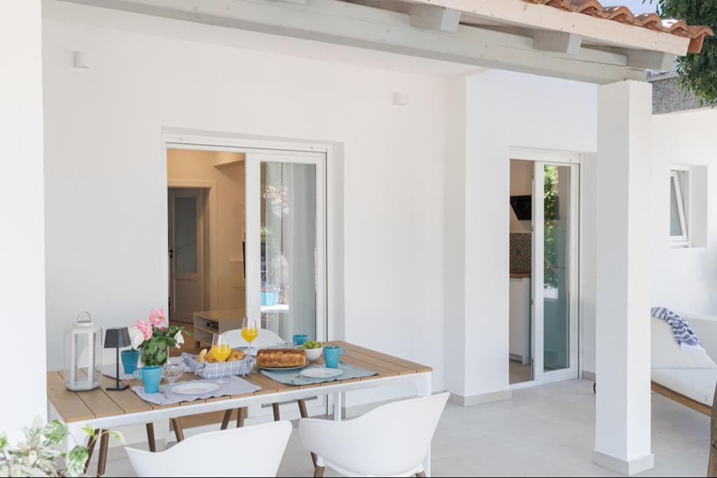 150 m zum Strand | Klimatisierte, moderne Ferienwohnung