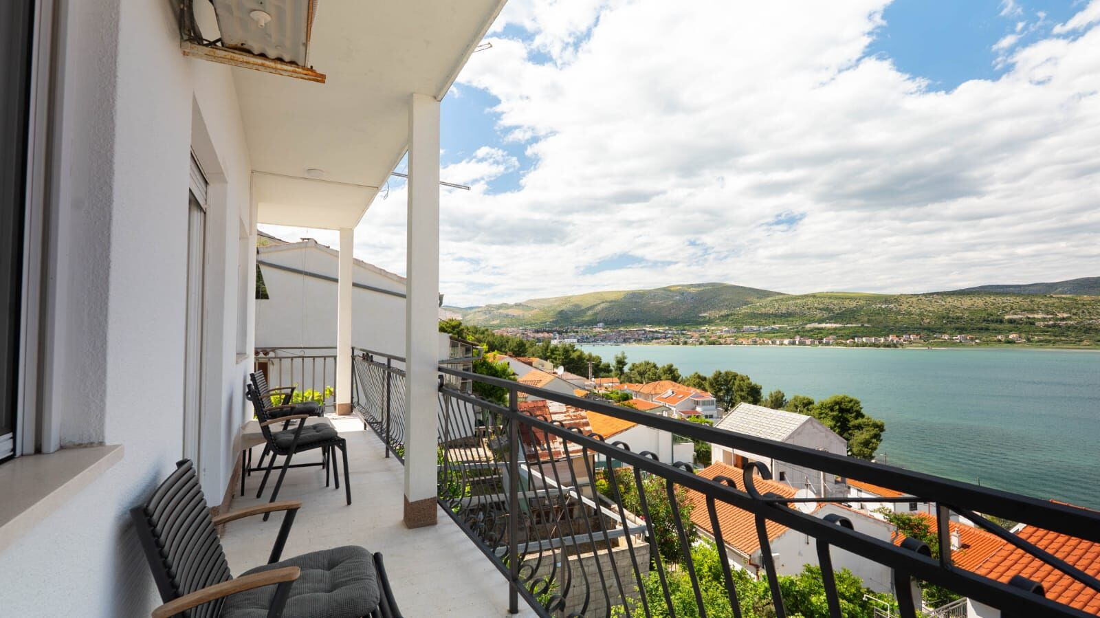 Ferienwohnung in Trogir mit Klima, Meerblick, Internet
