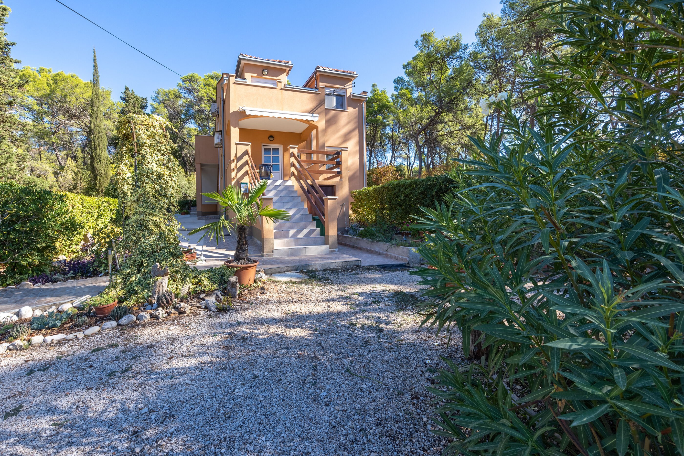 Ferienwohnung in Vrboska mit Klima, Internet, Grill