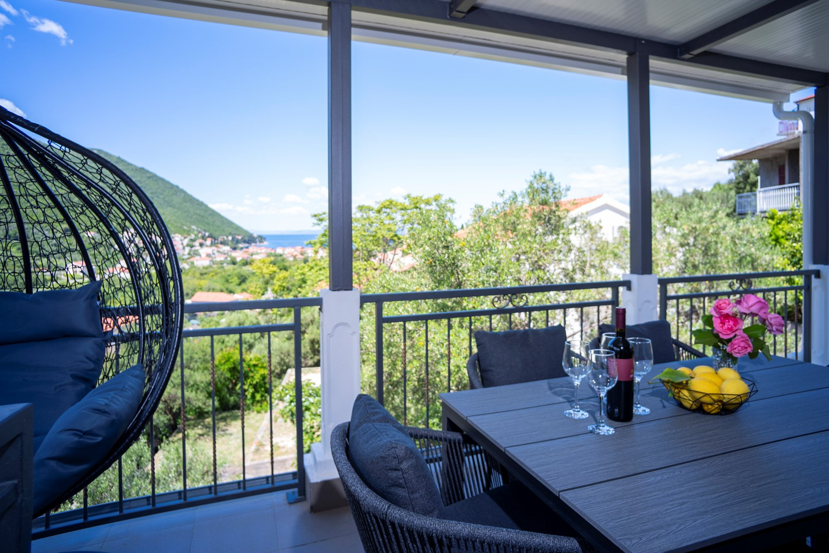 Herrliche Ferienwohnung in Trpanj: Meerblick, Sat-TV und Klimaanlage