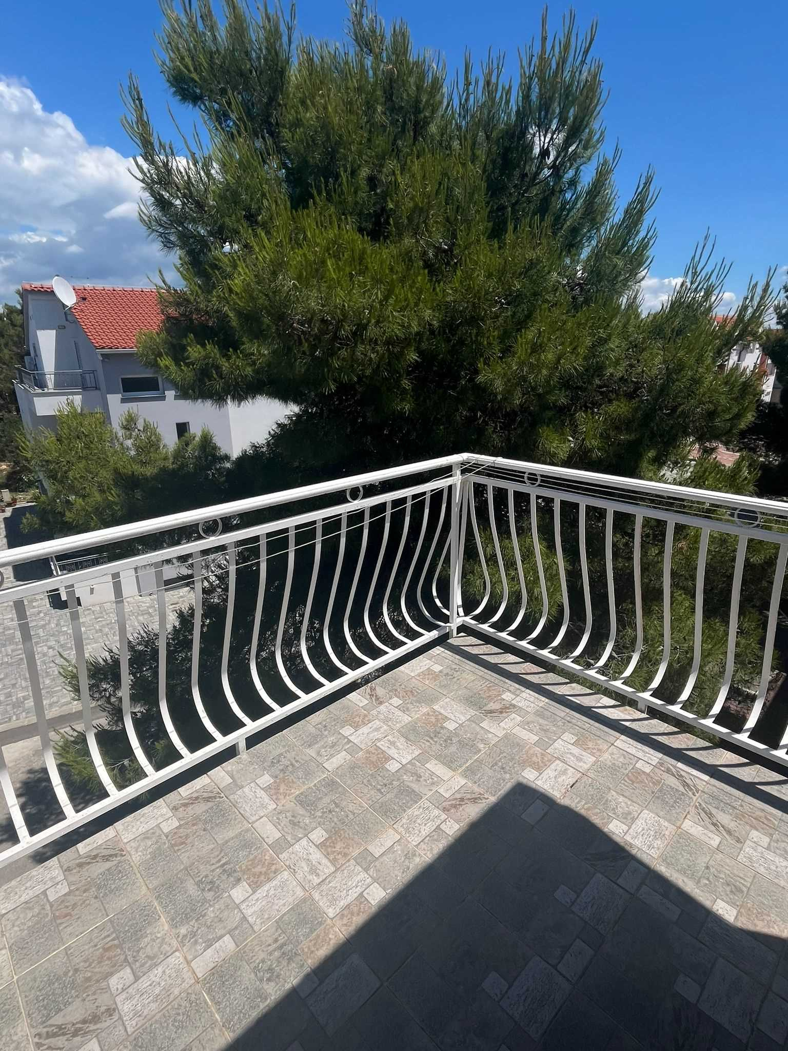 Wohnung in Vodice mit Klima und Internet