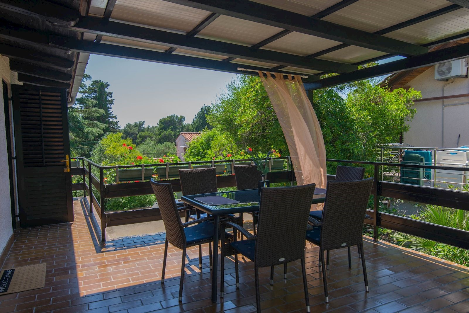 Sonniges Apartment in Mali Losinj am Meer, Sat-TV und Klimaanlage