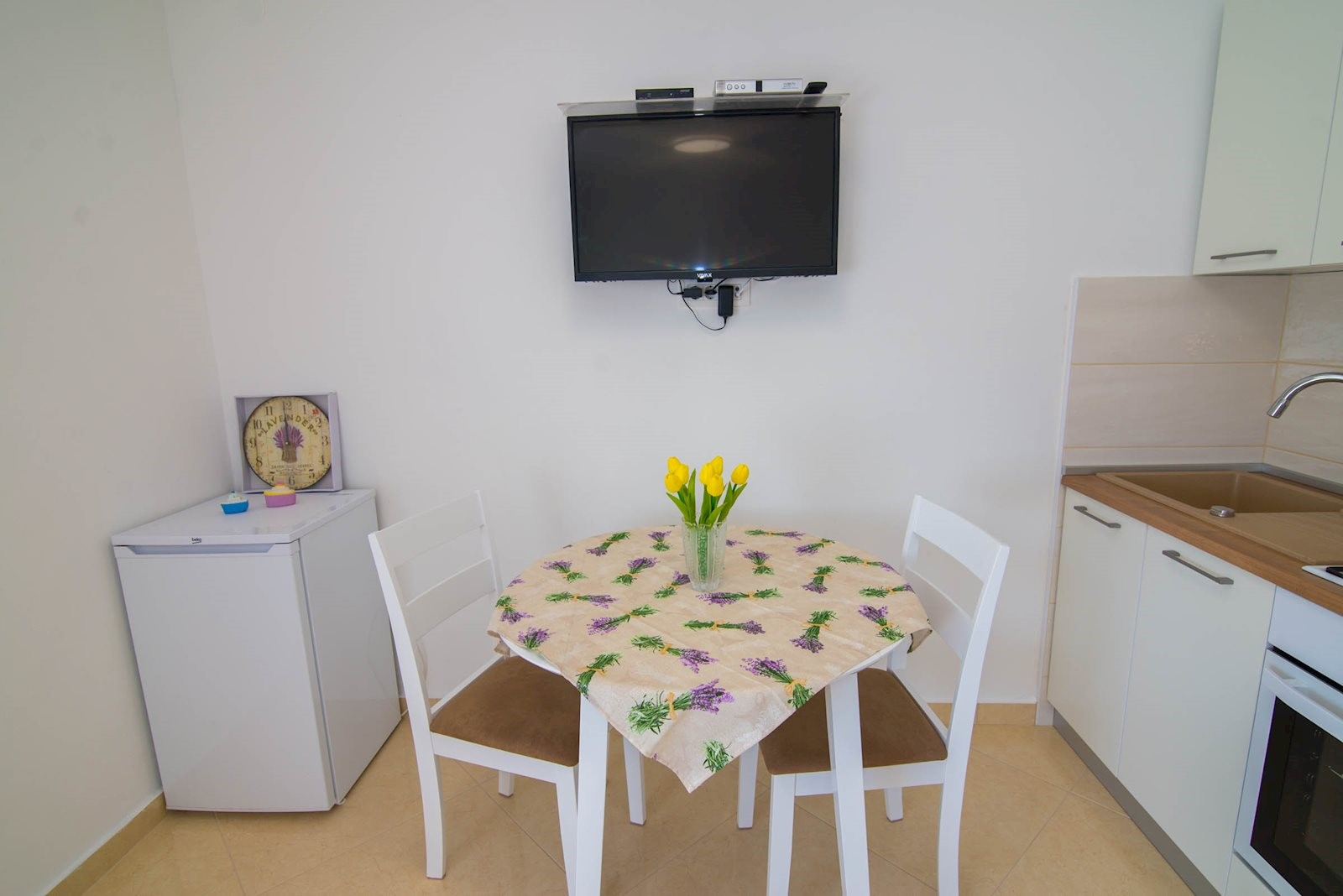 600 m zur Cikat Bucht | Studio mit Klima, Sat-Tv & WLAN