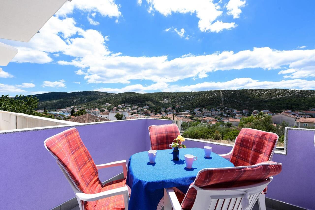 Ferienwohnung in Marina mit Klima, Meerblick, Internet