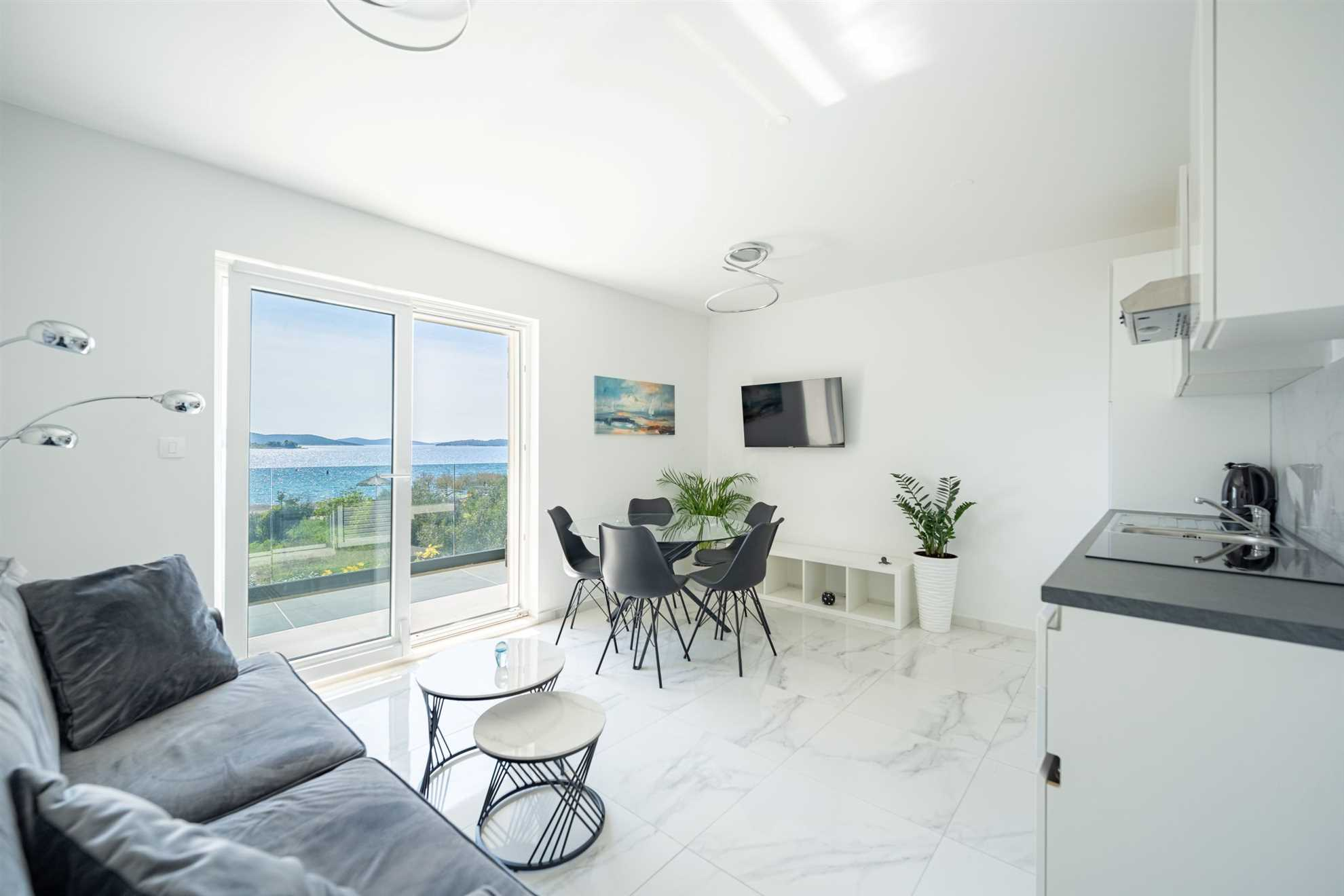 Wohnung in Srima mit Klima, Meerblick und Internet