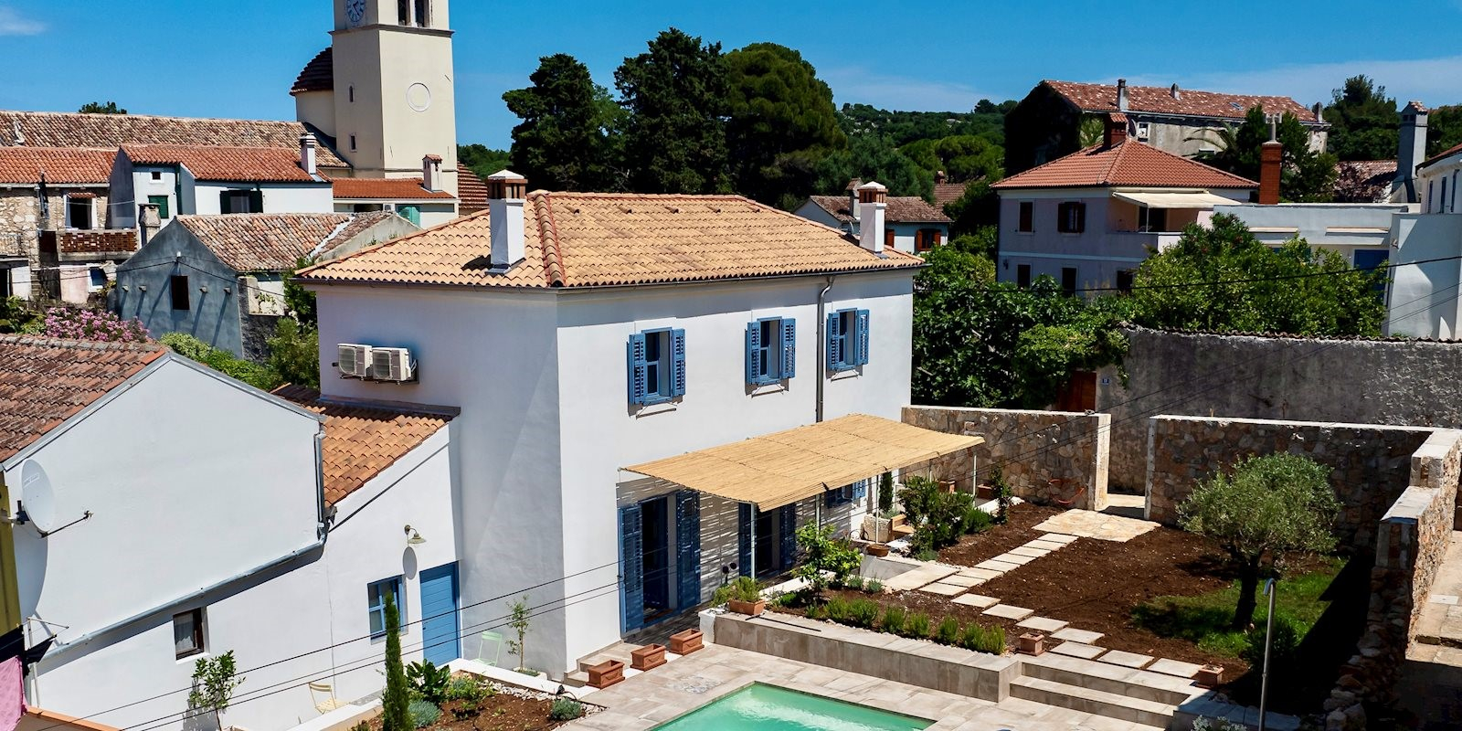 Ferienhaus mit Swimmingpool, Klima, Sat-Tv und WLAN