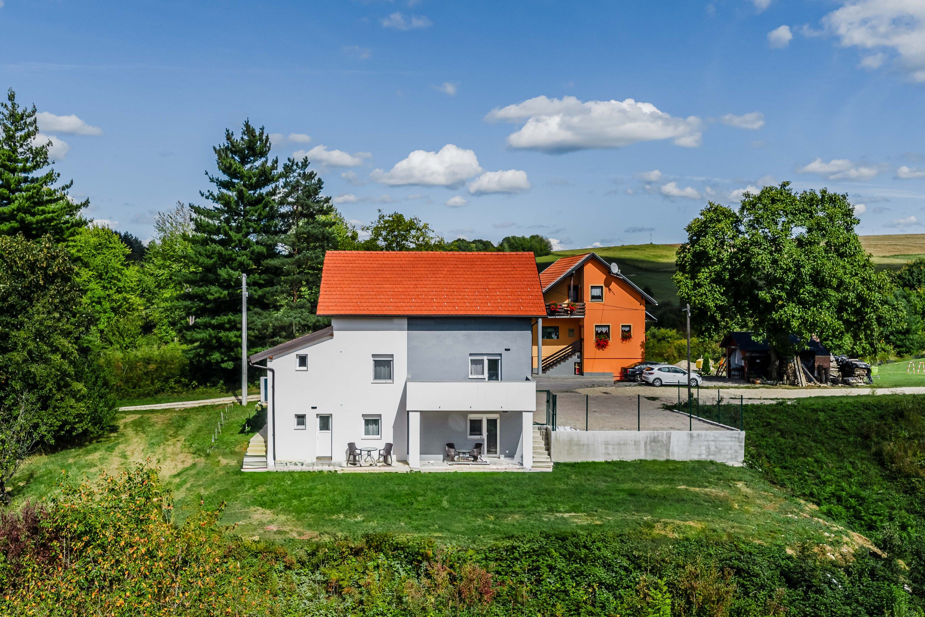 15 Min bis Plitvice - Zimmer mit Klima & WLAN