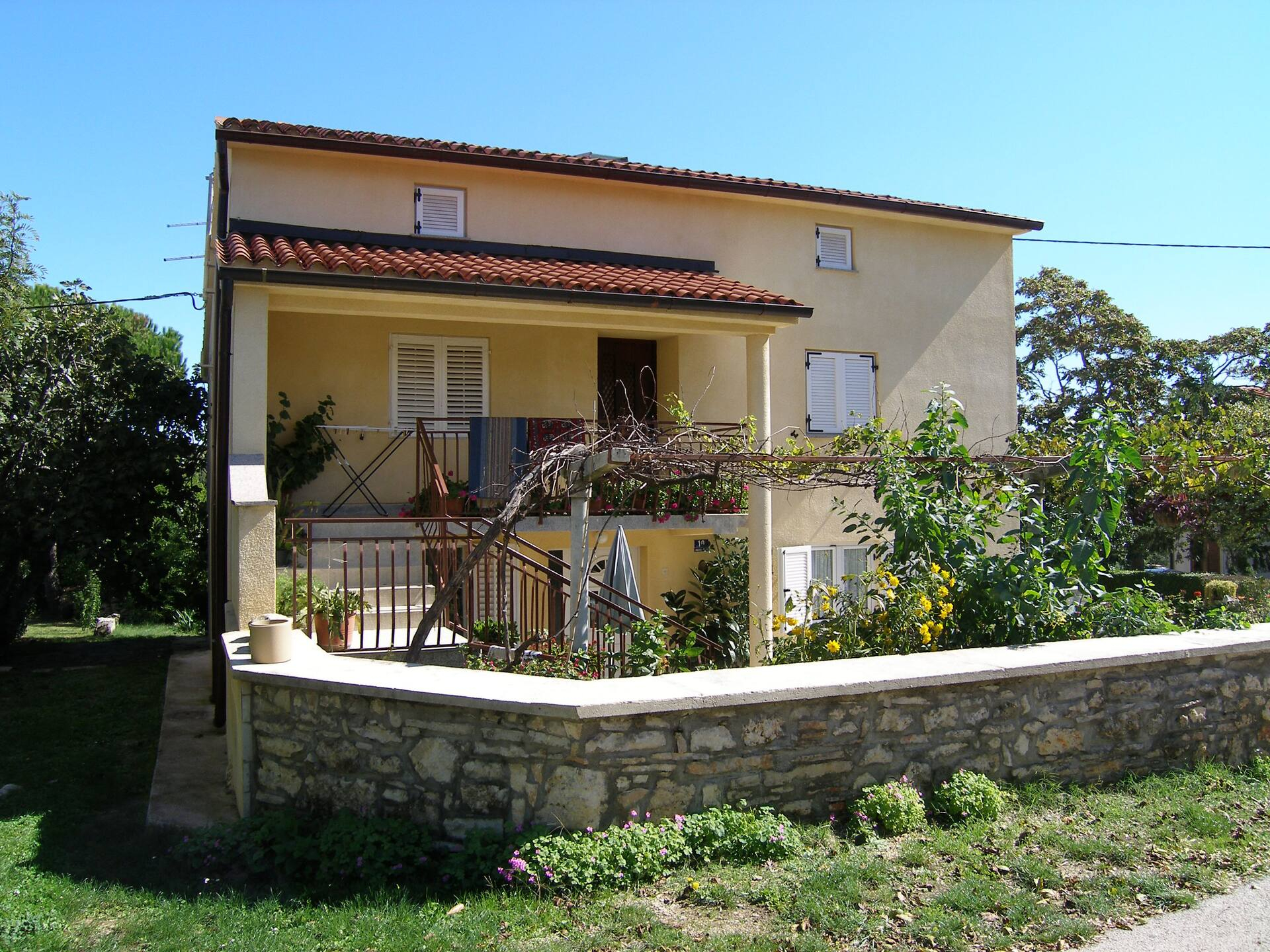 Wohnung mit Garten nahe Strand