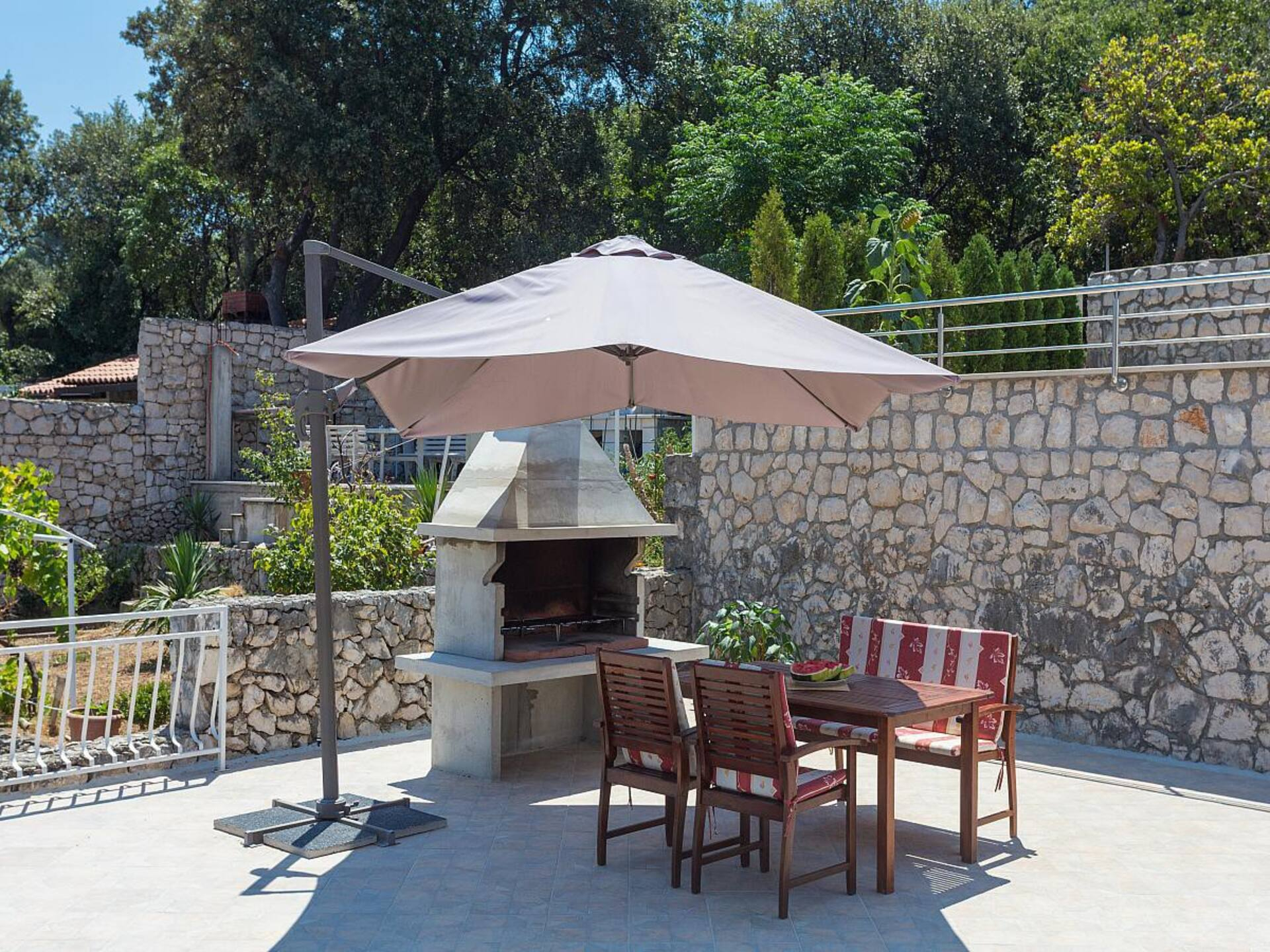 Studio mit Pool & Grill in Zaton