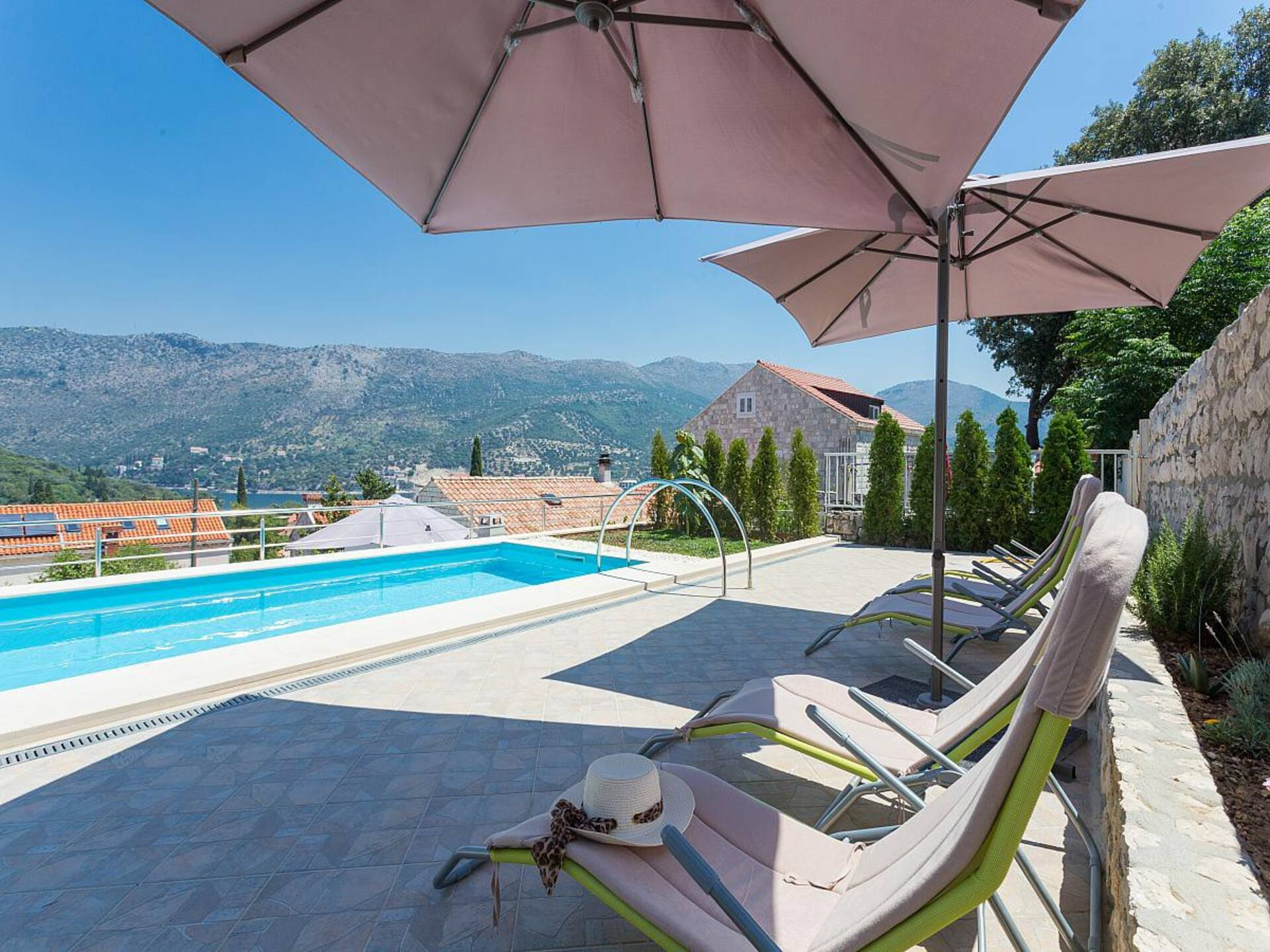 Studio in Zaton mit Pool & Grill