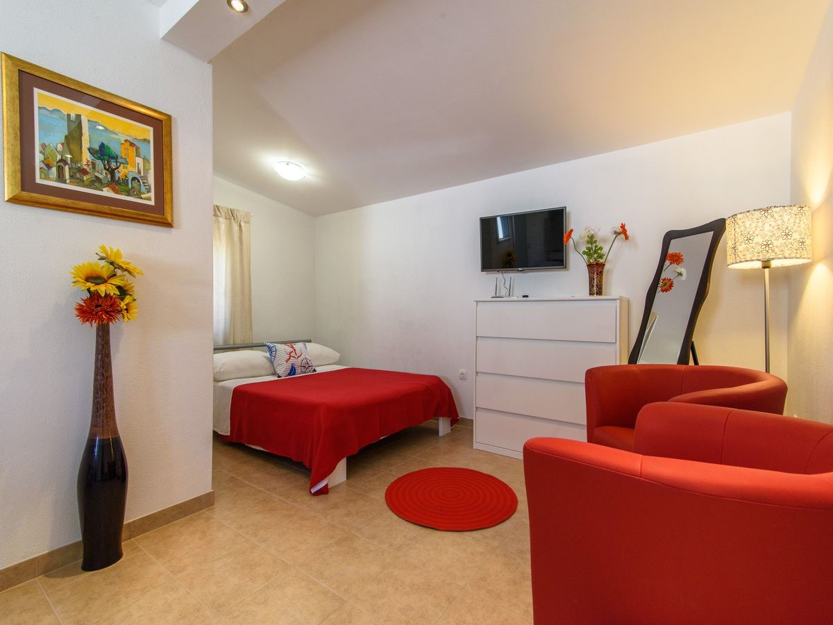 Studio-apartment in Trogir