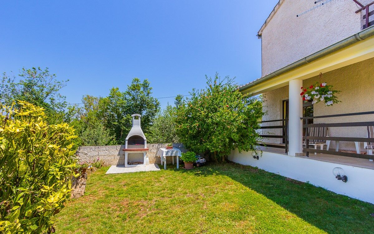 Apartment in Banjole mit Klima, Internet, Grill