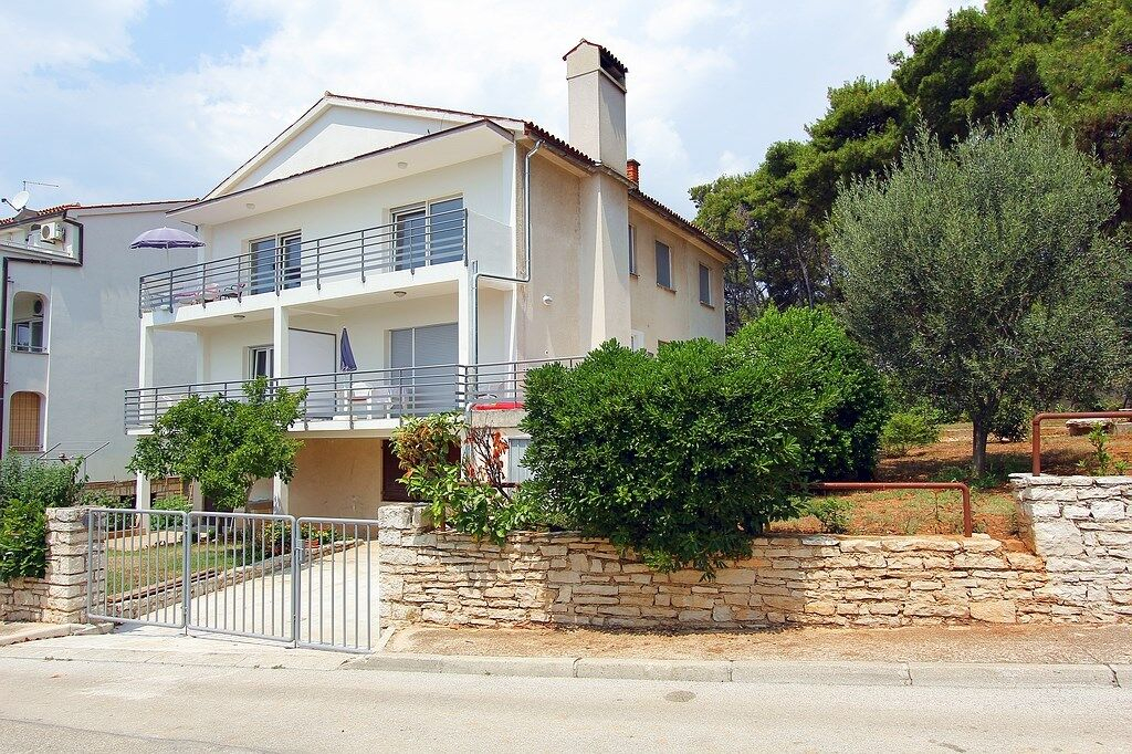 Apartment in Pula mit Klima, Meerblick, Internet