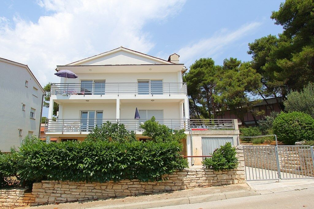 Apartment in Pula mit Klima, Meerblick, Internet