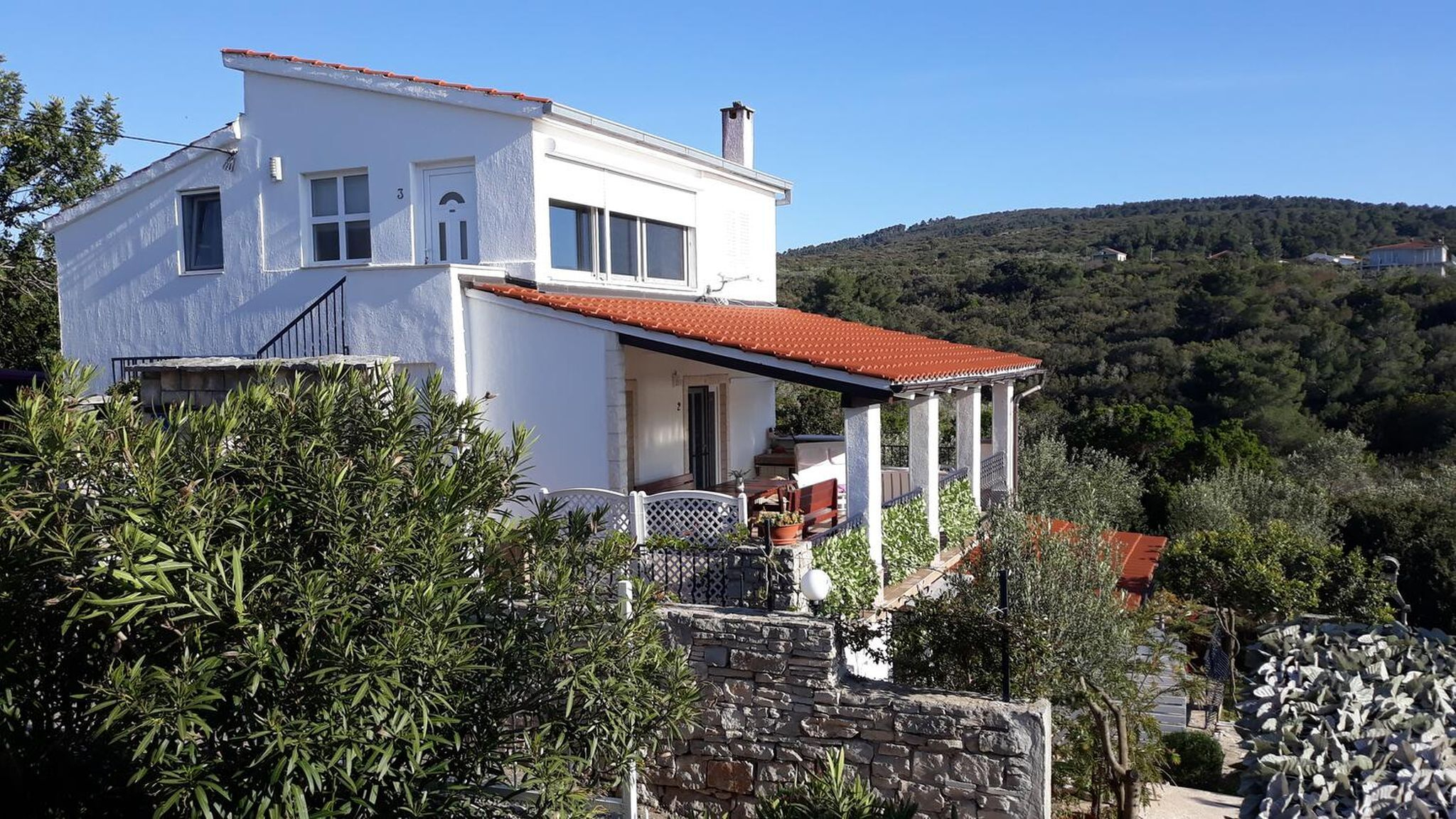Studio in Necujam mit Klima, Sat-TV, Internet