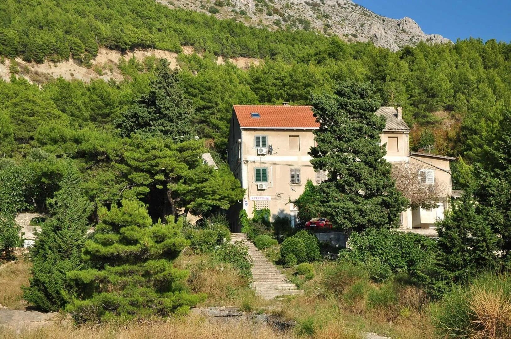 Ferienwohnung in Omis mit Klima, Sat-TV, Meerblick
