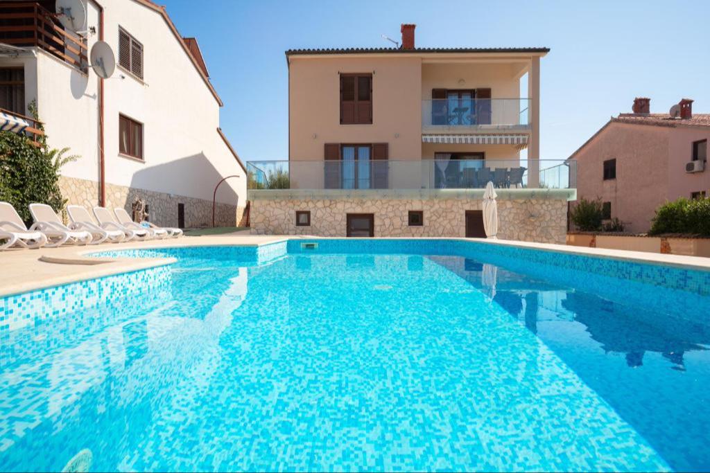 Exklusive privatvilla mit Pool, Wellness & Meerblick in Banjole