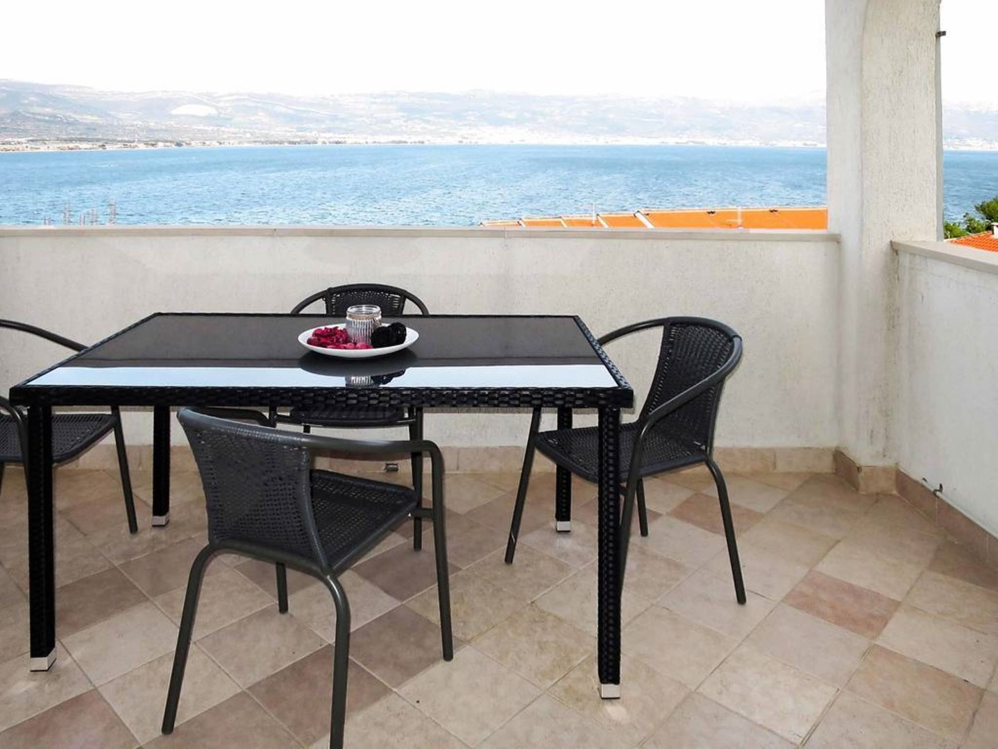 Einzimmer-Apartment mit Gemeinschaftspool