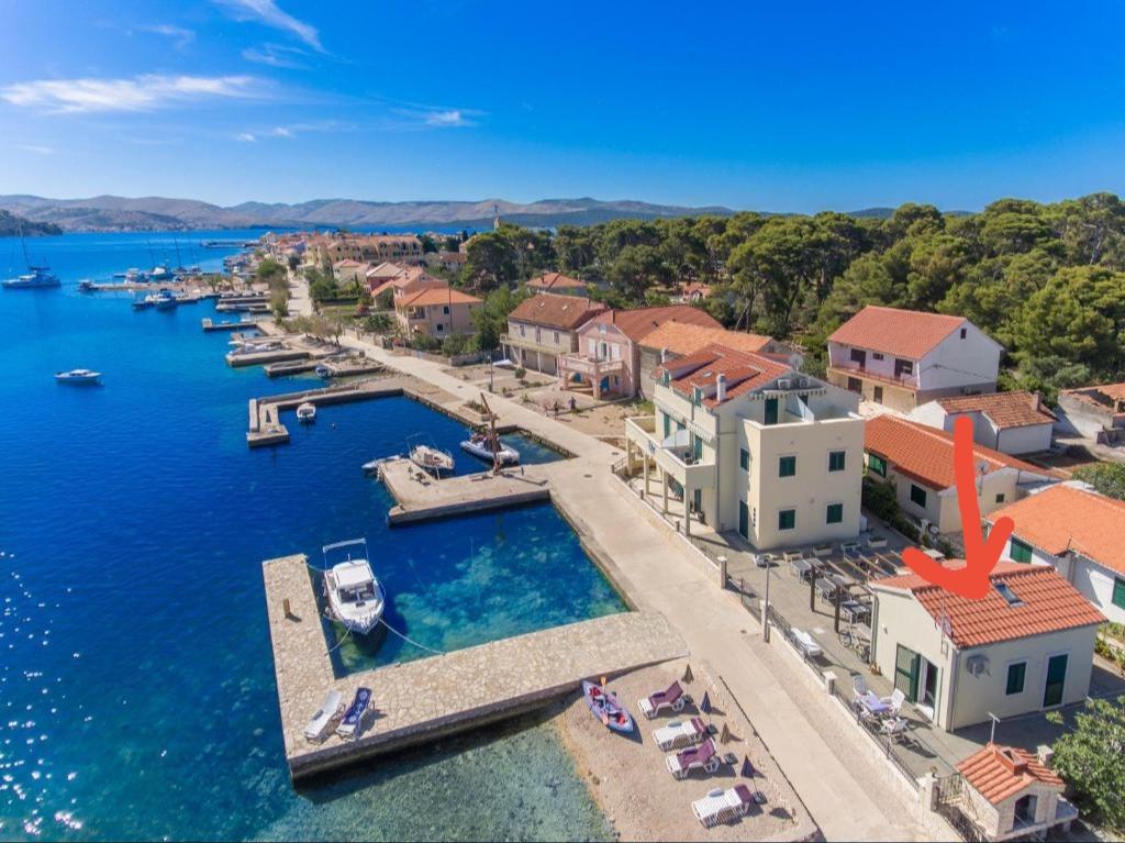 Studio Apartment mit Gallerie direkt am Meer