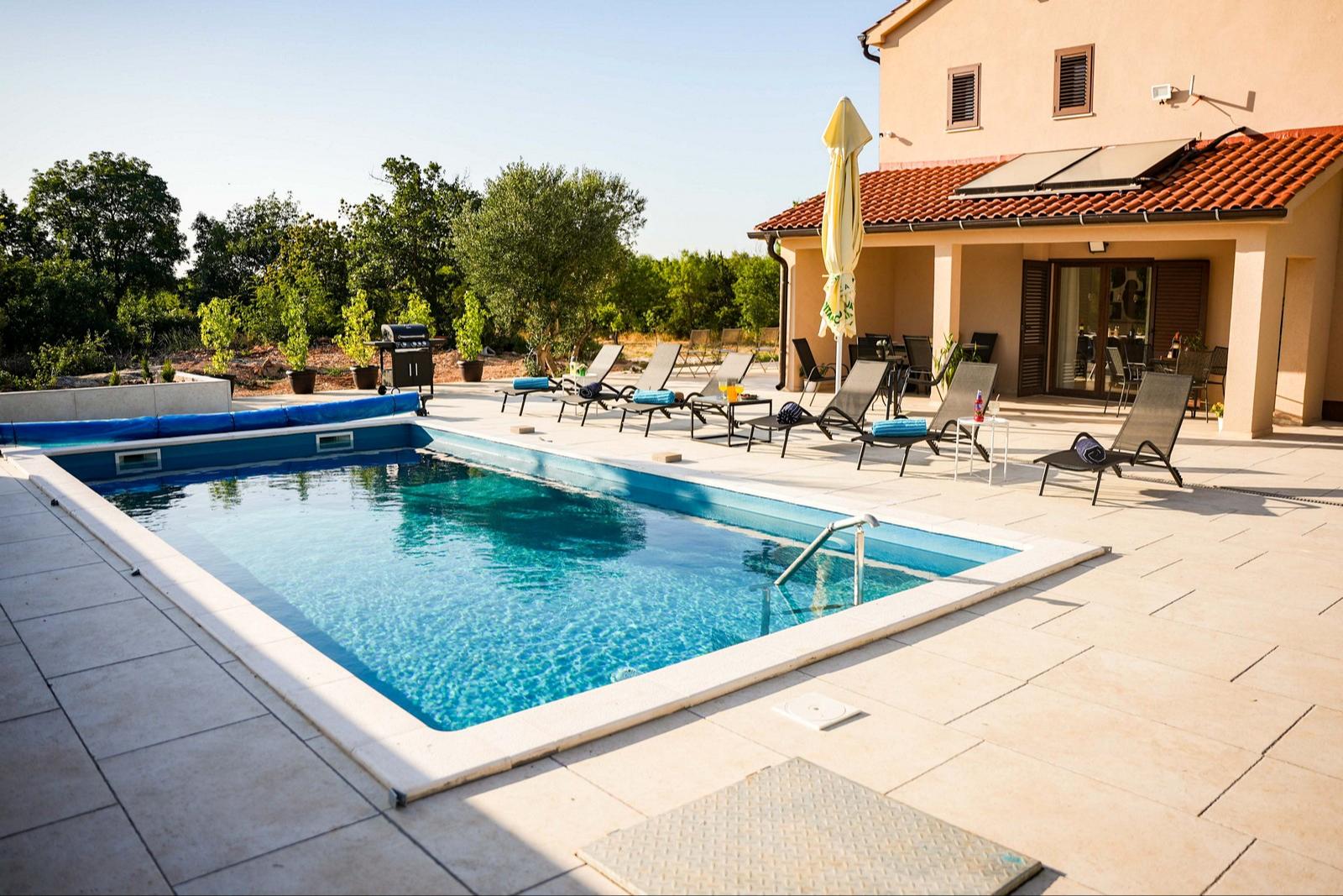 Ferienhaus mit Pool im dalmatinischen Hinterland