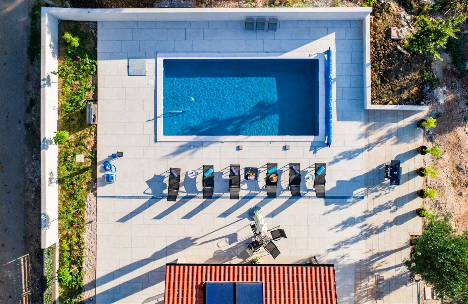 Ferienhaus mit Pool im dalmatinischen Hinterland