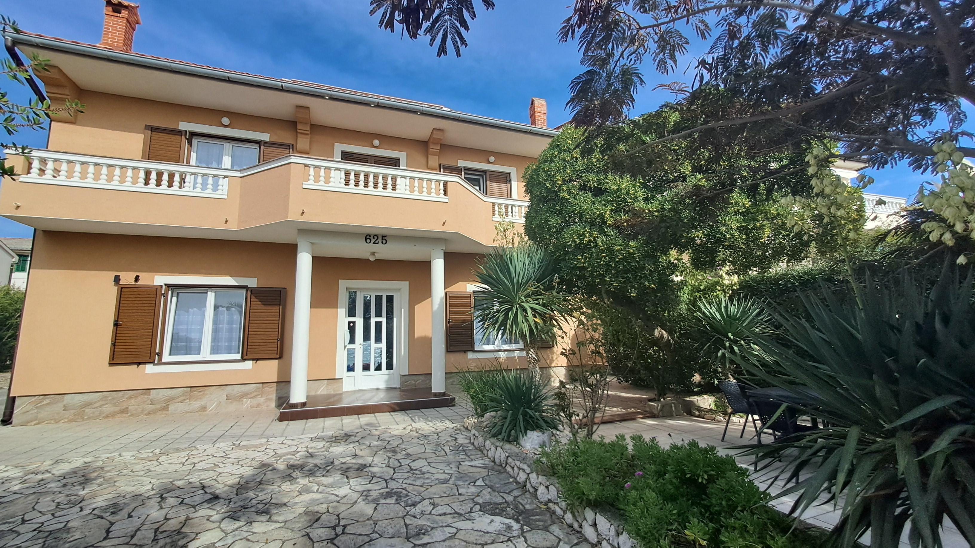 1. Reihe direkt am Meer 45m² FEWO +Balkon 10m² 