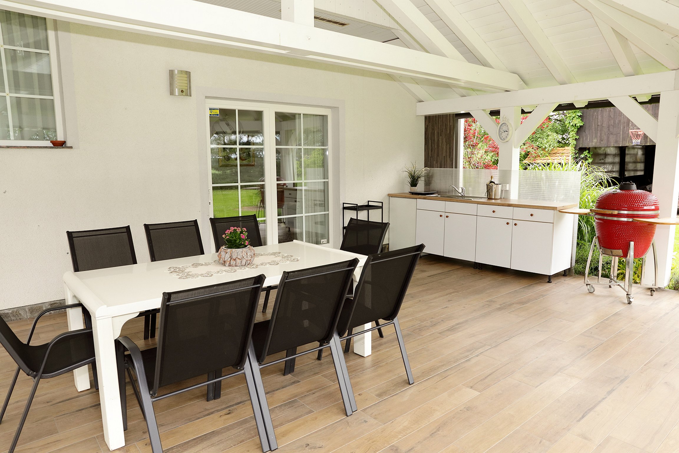 Landidyll bei Brežice: Großzügiges Ferienhaus mit Garten und Grill
