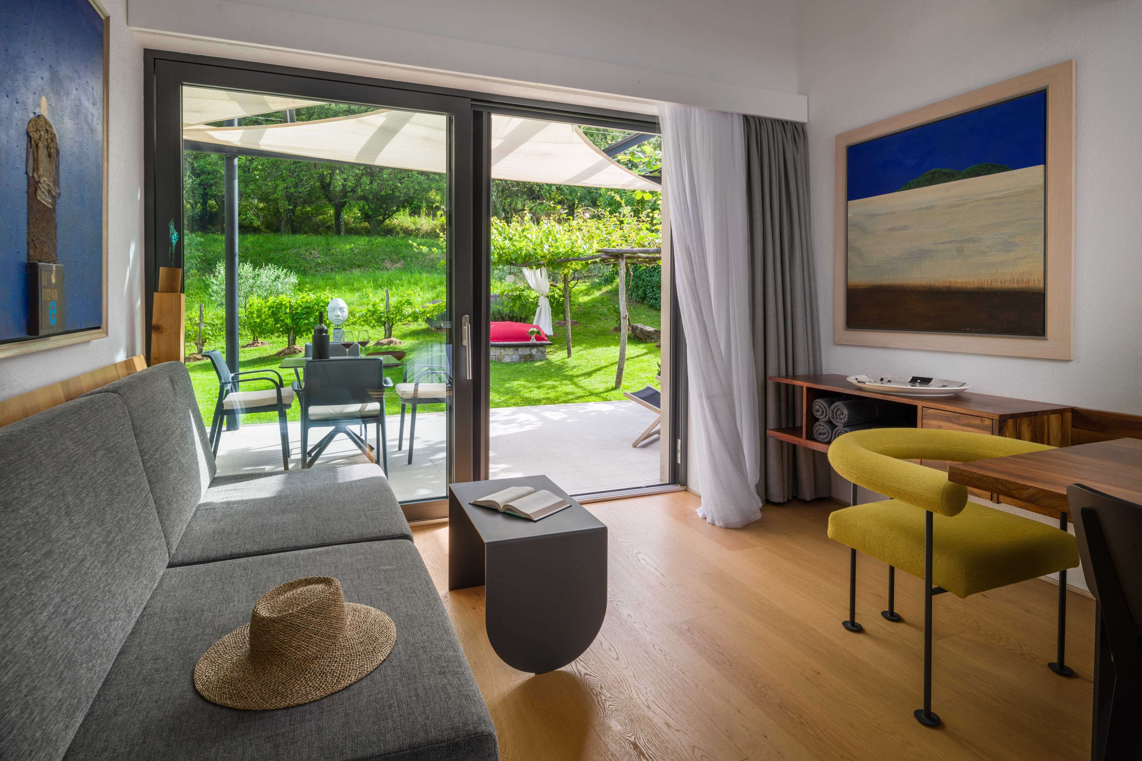 Klimatisiertes Erdgeschoss-Apartment in Pedrovo für bis zu 4 Personen