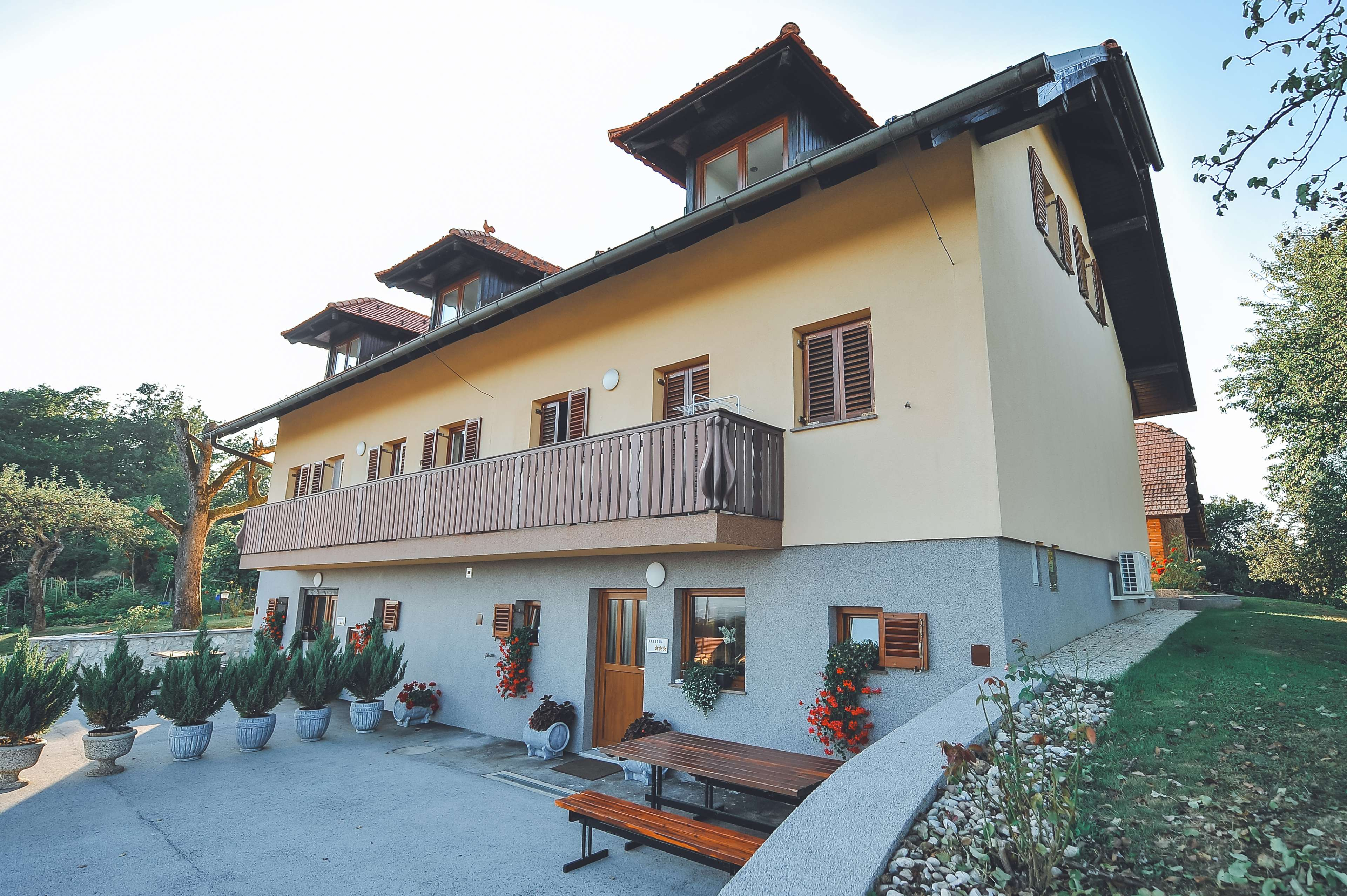 Ihr Rückzugsort in Arnovo selo – Entspannung pur im Weinbaugebiet