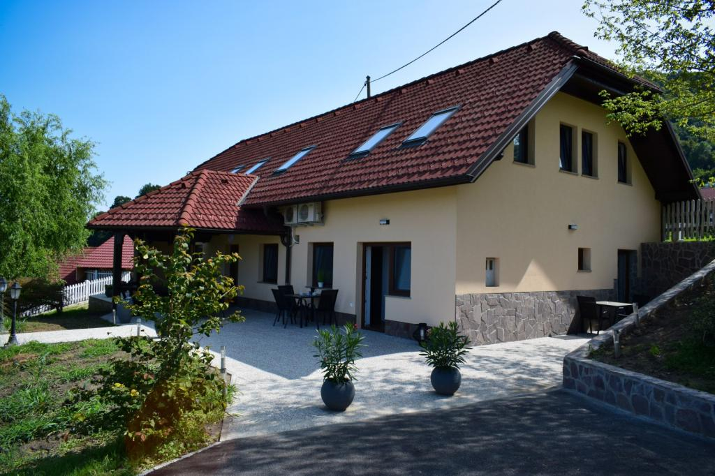  Apartment für 5 Personen nahe der Terme Čatež