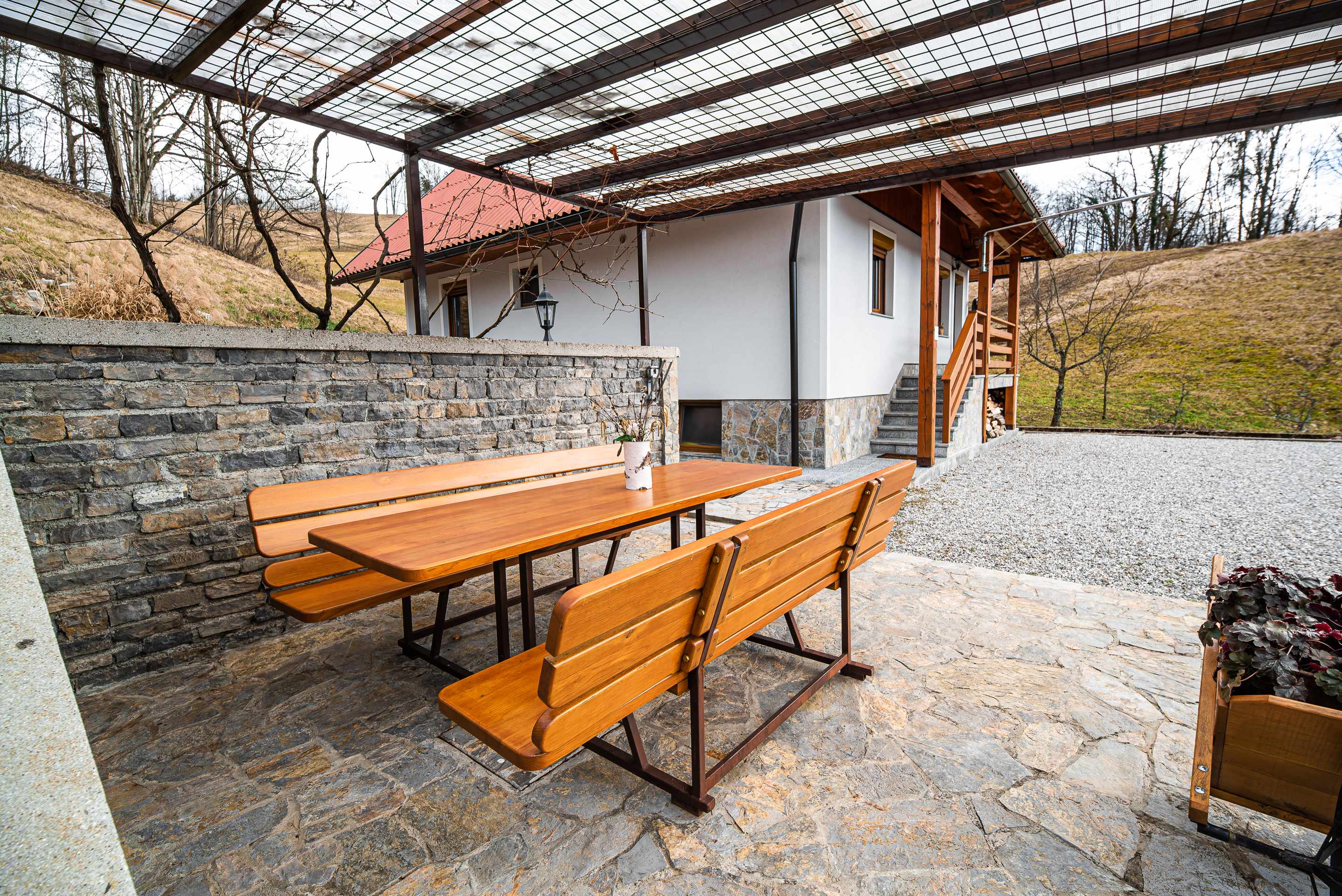 Ferienhaus mit Sauna und Talblick in Pecine bei Slap ob Idrijci