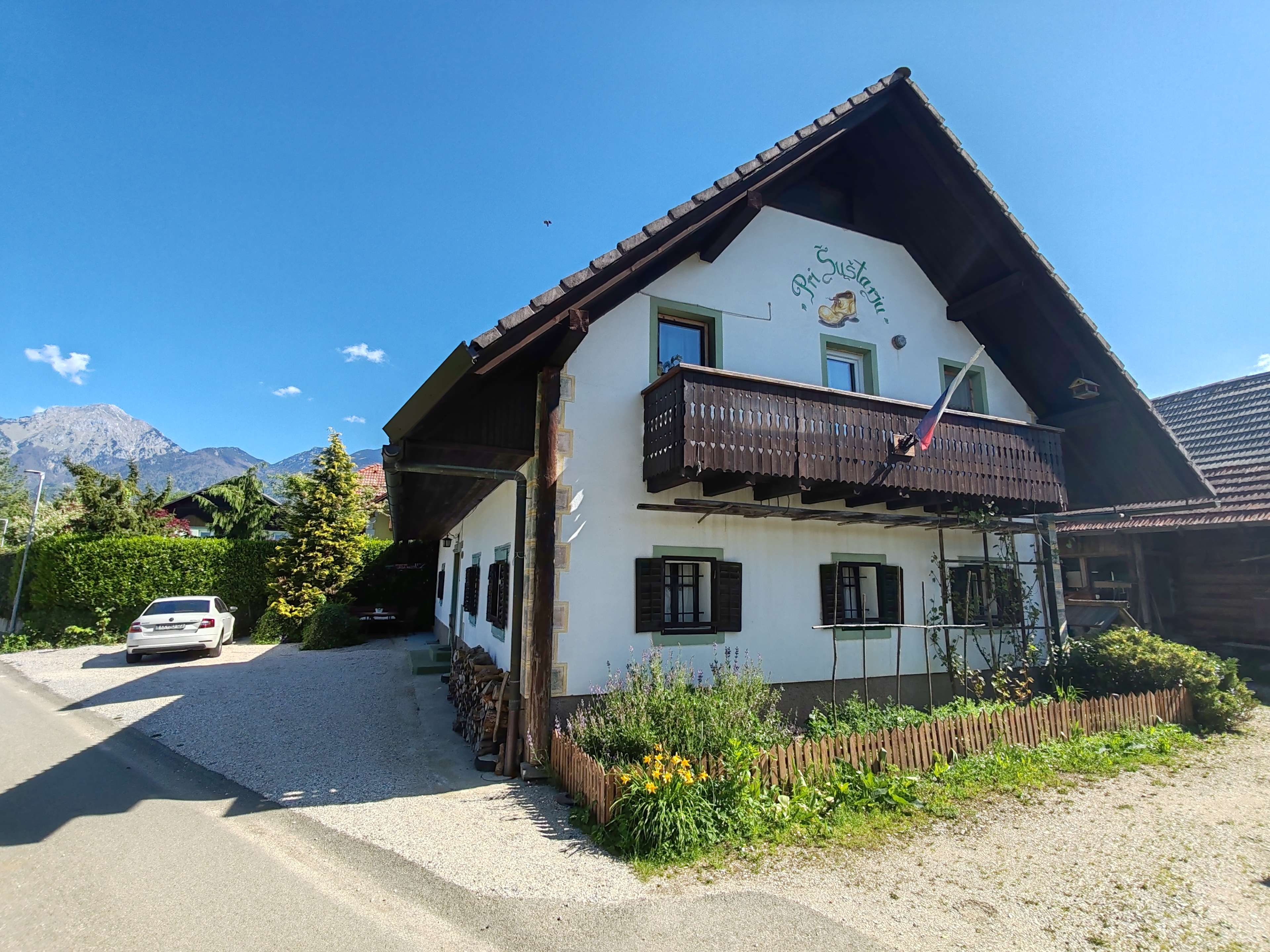 Ferienwohnung mit WLAN in Hotemaže bei Poreddvor