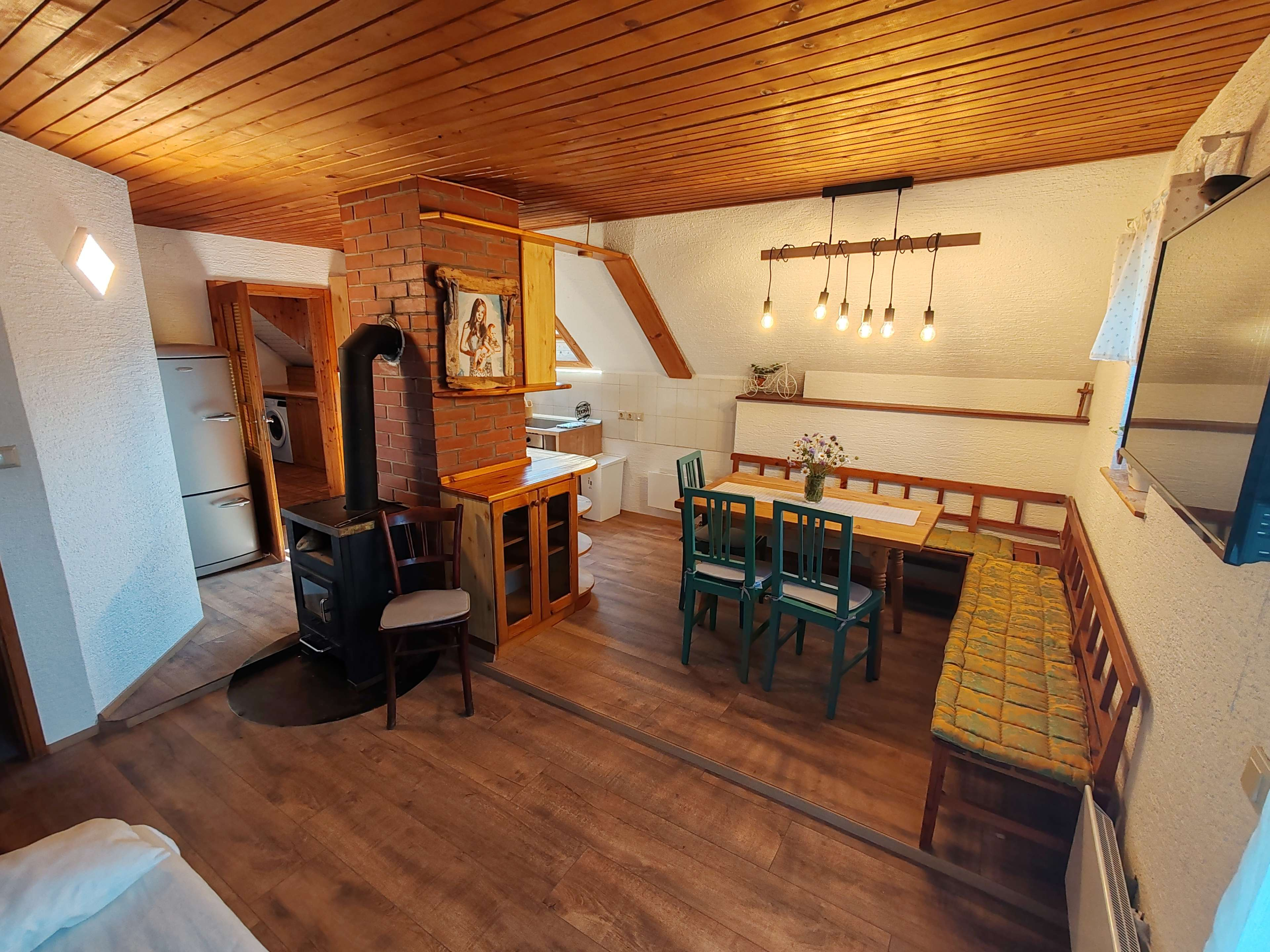 Ferienwohnung mit WLAN in Hotemaže bei Poreddvor