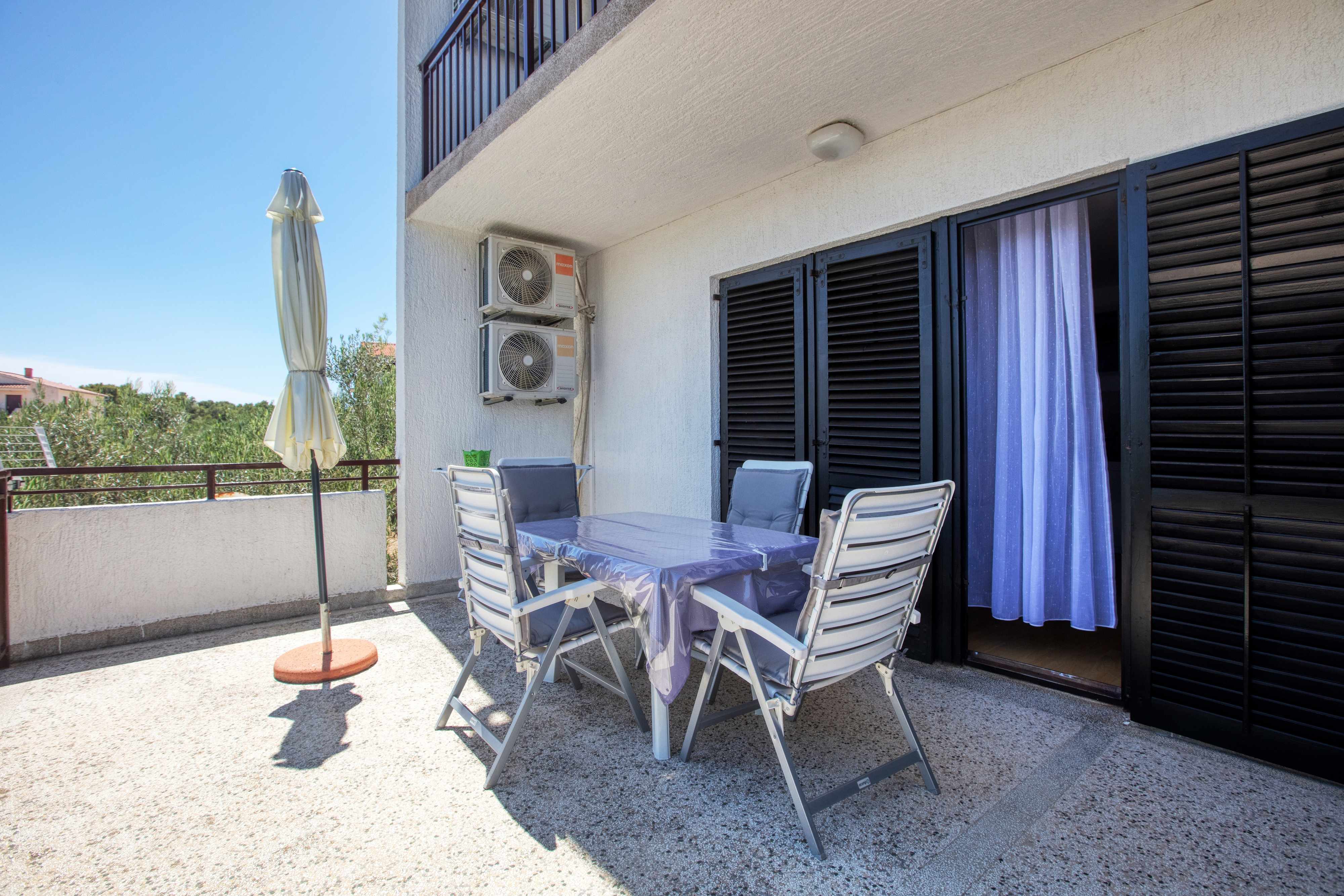Studio Appartement mit Terrasse Jezera, Murter AS-798-c