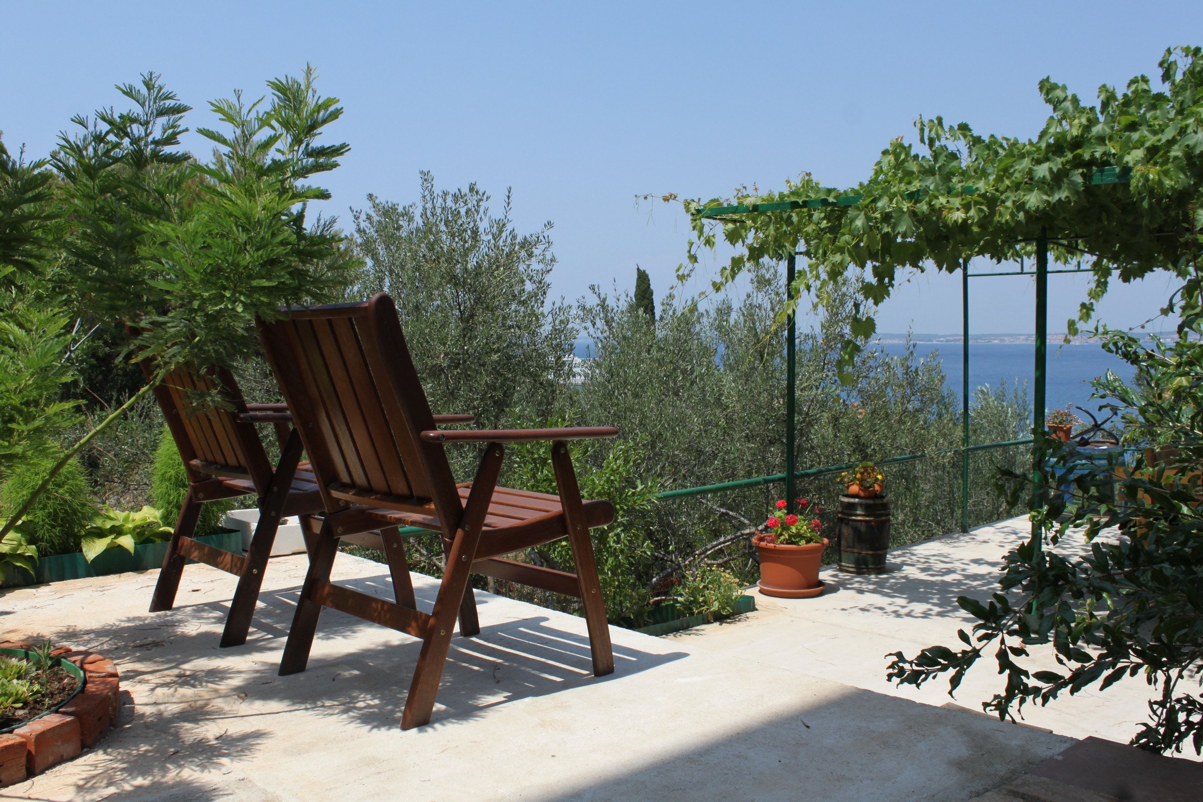 1-Zimmer-Ferienwohnung mit Terrasse und Meerblick Kali, Ugljan A-834-b