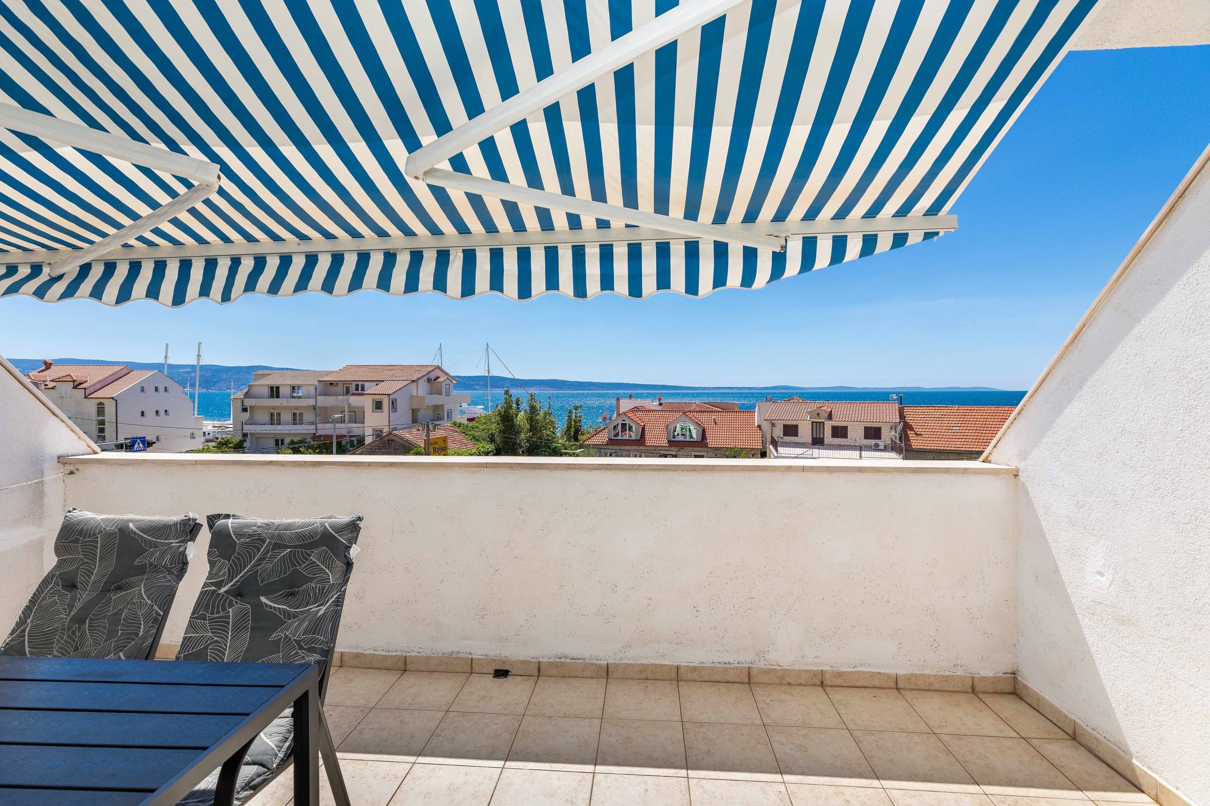 1-Zimmer-Ferienwohnung am Strand Sumpetar (Omis) A-2808-a
