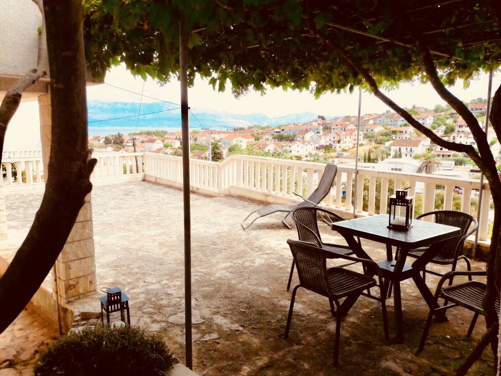 1-Zimmer-Ferienwohnung mit Terrasse und Meerblick Sutivan, Brac A-2846
