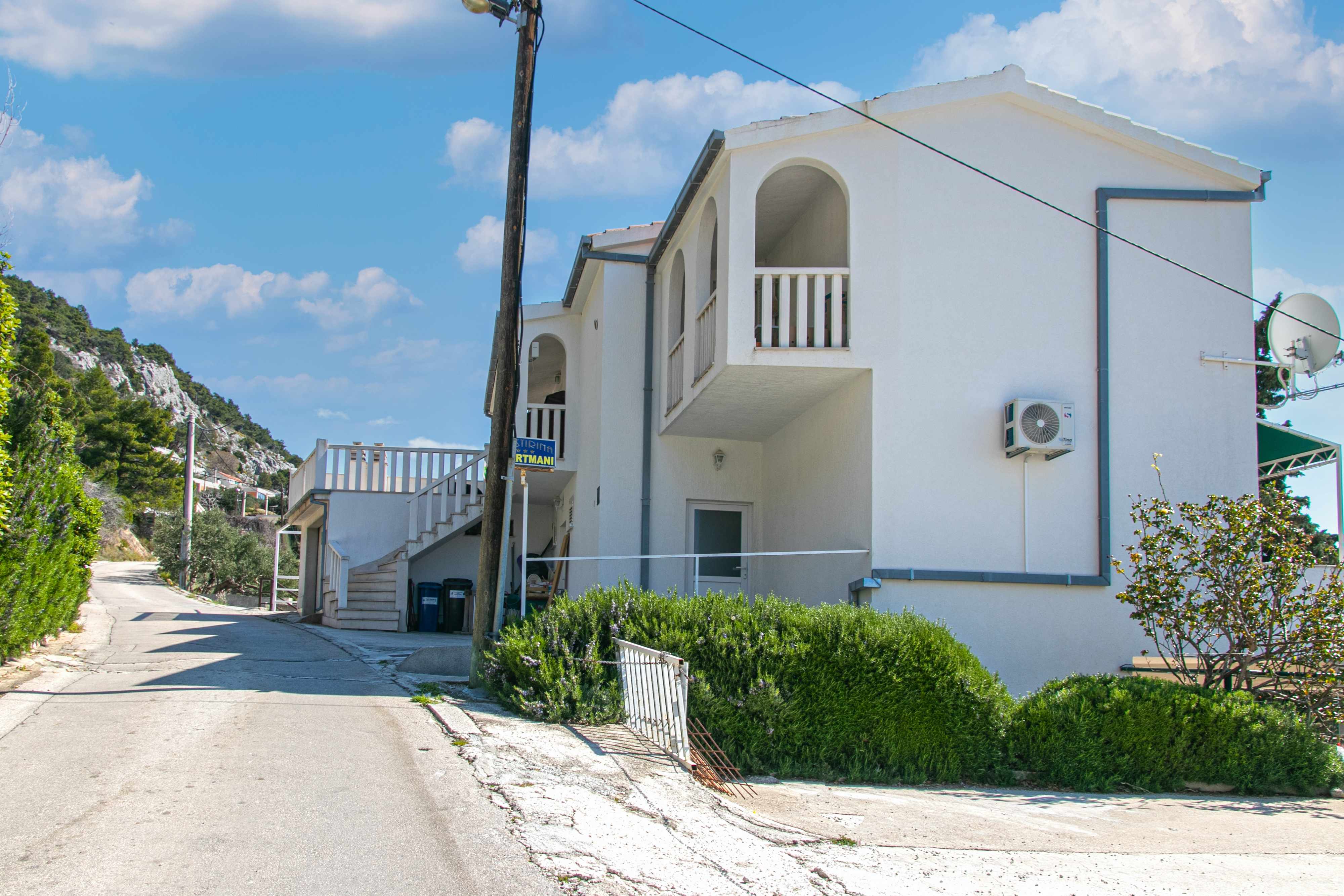 1-Zimmer-Ferienwohnung mit Balkon und Meerblick Pisak, Omis A-5975-b